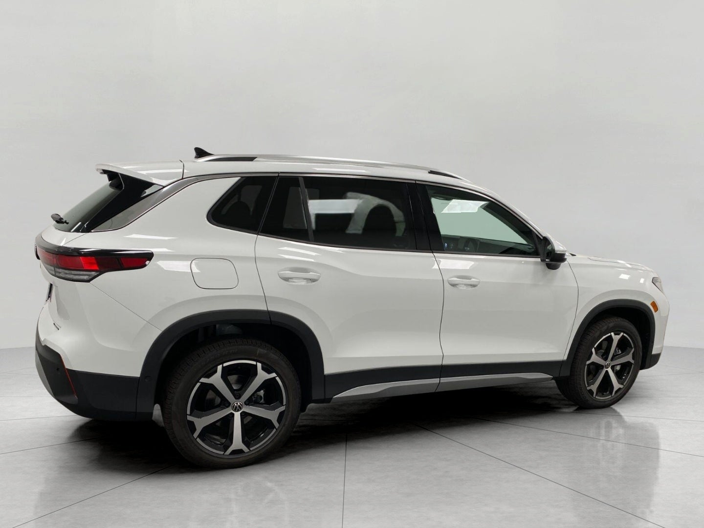 2026 Volkswagen Tiguan SE 4MOTION