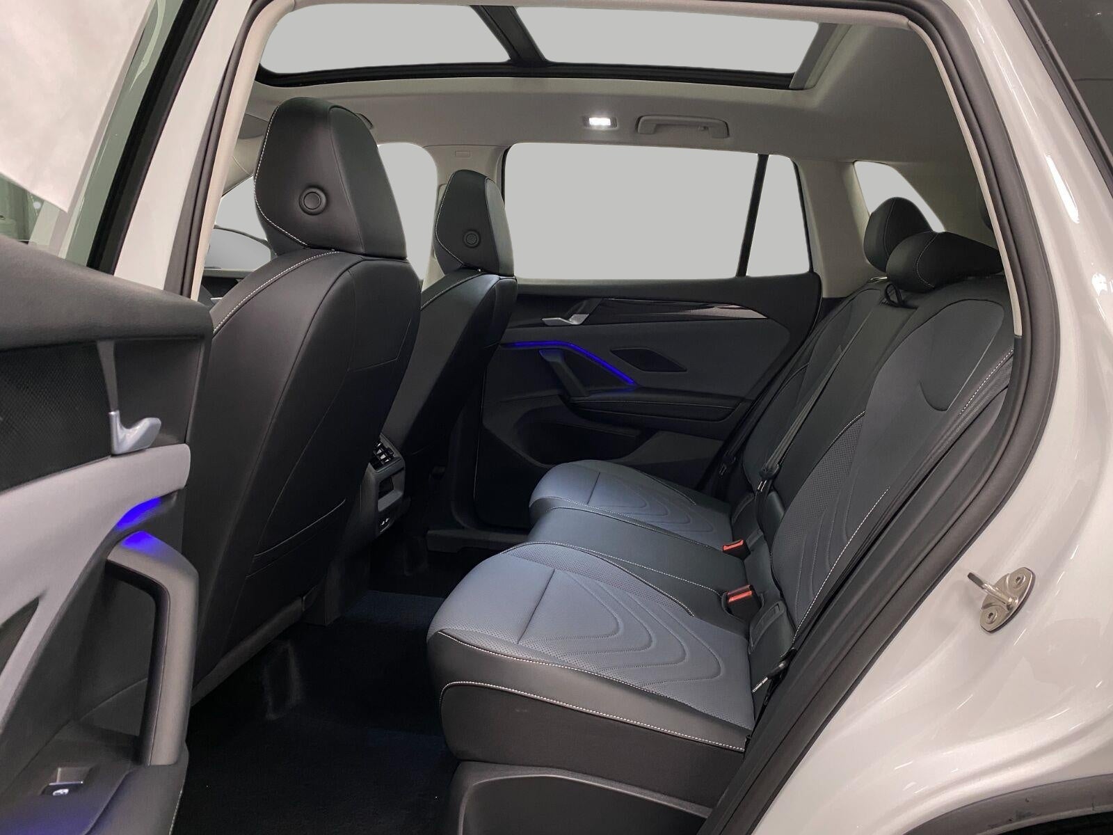 2026 Volkswagen Tiguan SE 4MOTION