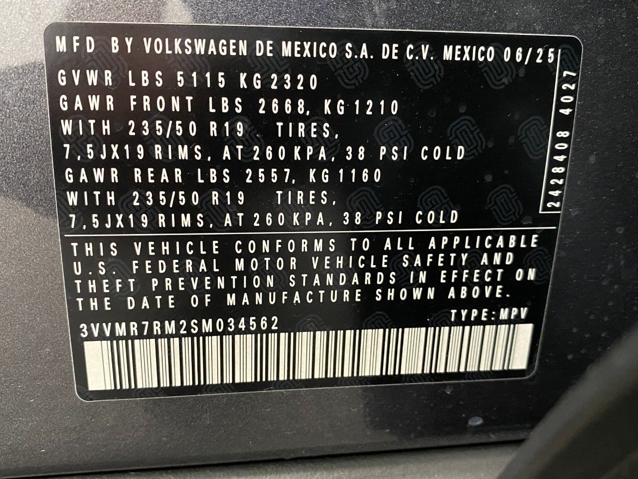 2025 Volkswagen Tiguan 2.0T SE 4MOTION