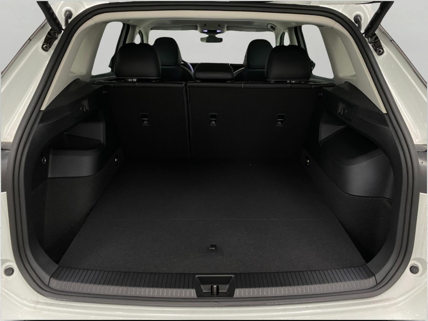 2025 Volkswagen Tiguan 2.0T SE 4MOTION