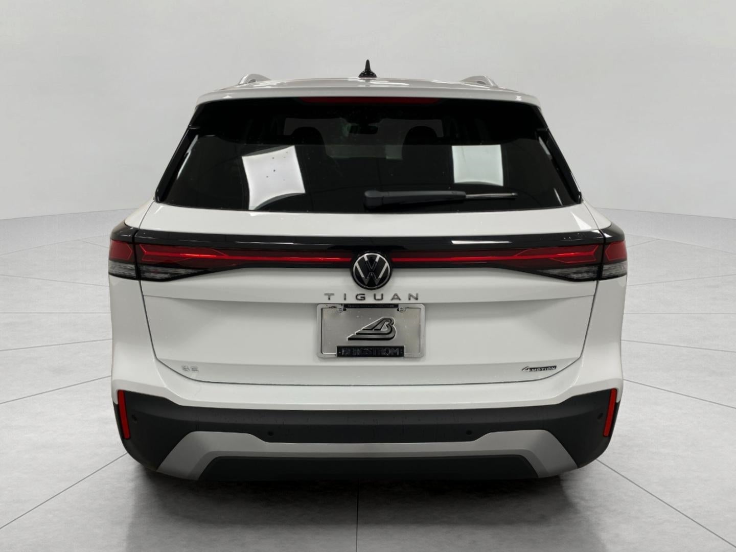 2026 Volkswagen Tiguan SE 4MOTION