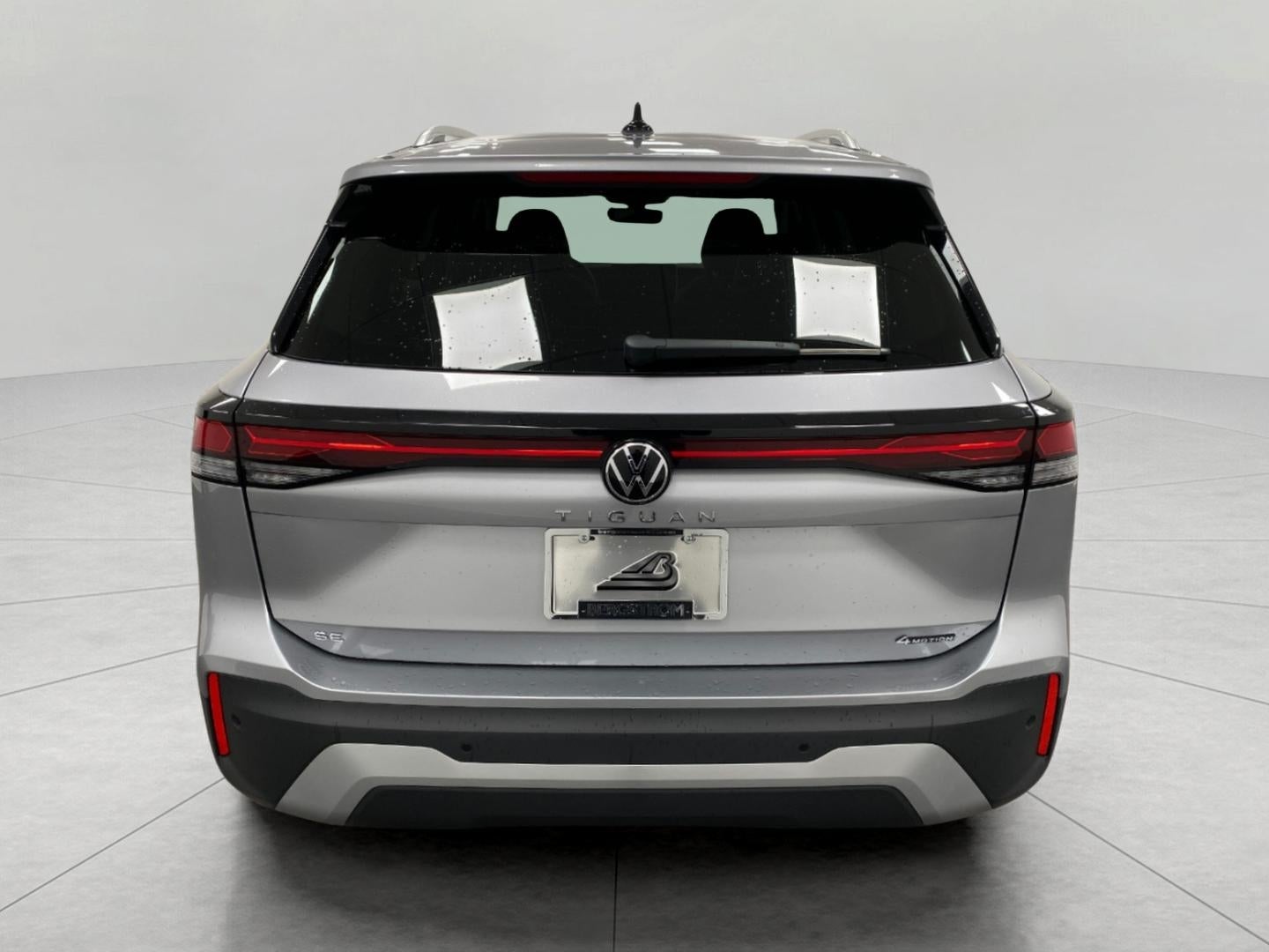2025 Volkswagen Tiguan 2.0T SE 4MOTION