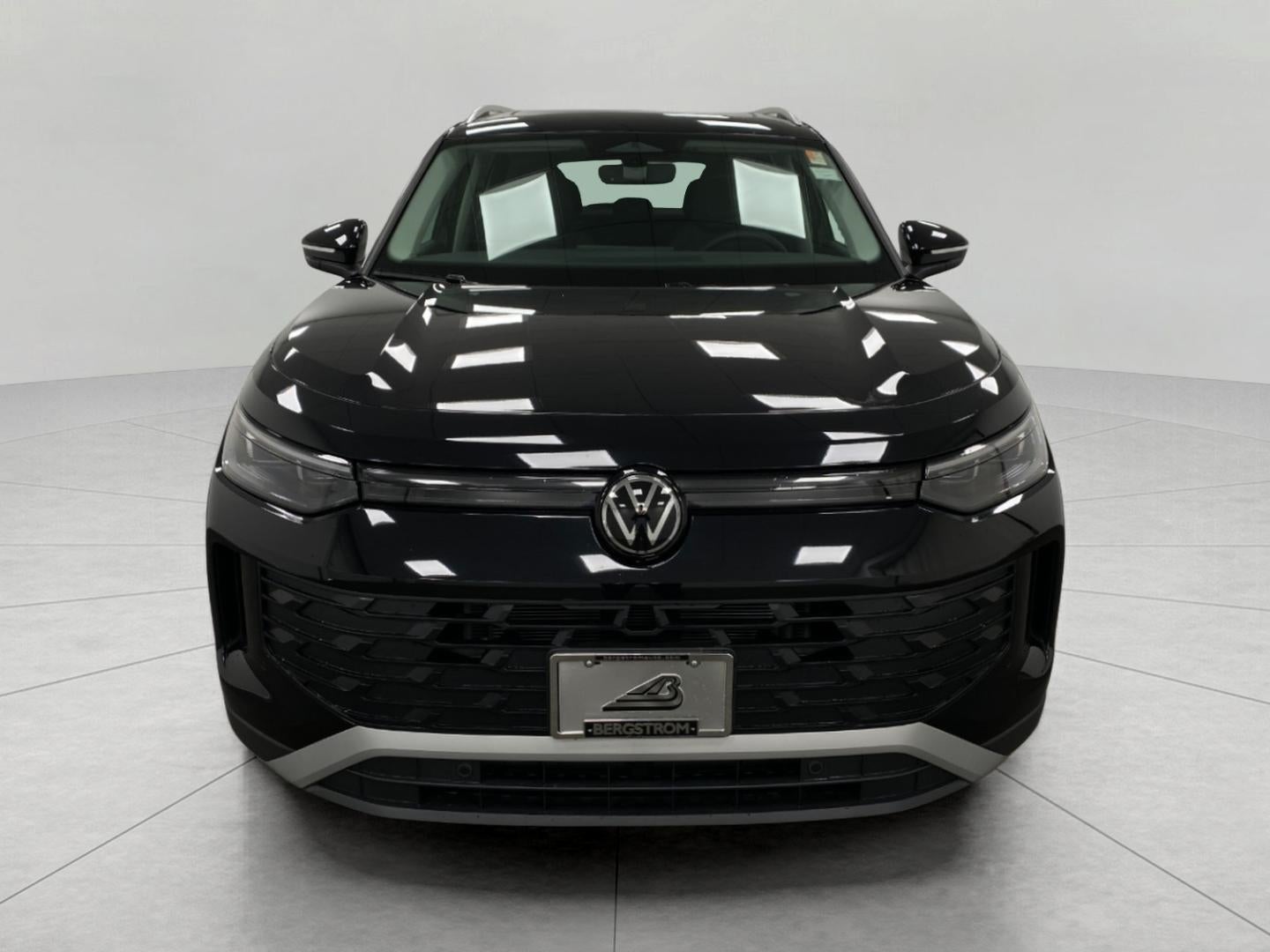 2025 Volkswagen Tiguan 2.0T SE 4MOTION