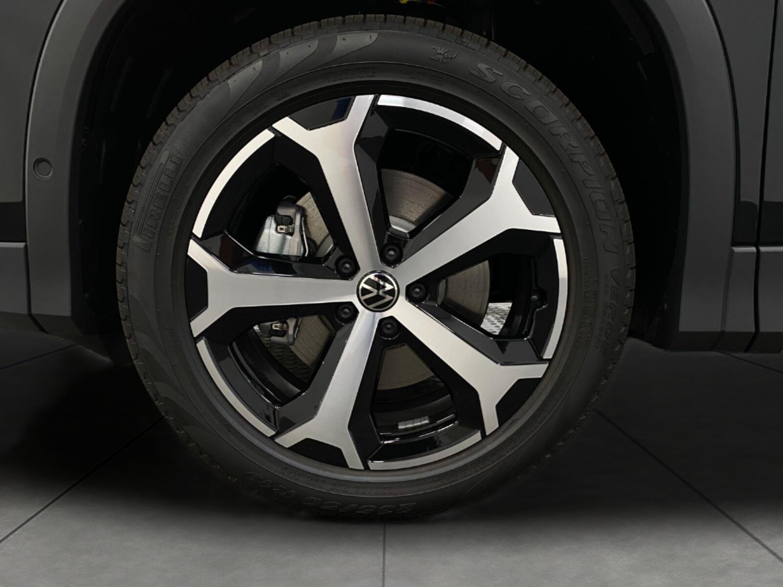 2026 Volkswagen Tiguan SE 4MOTION