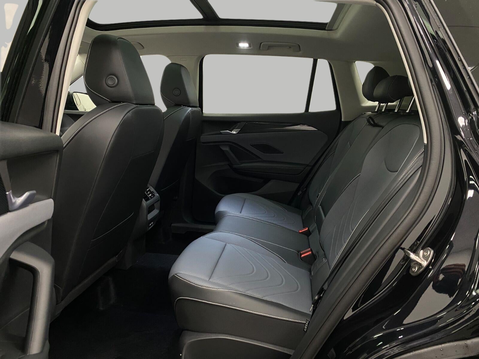 2026 Volkswagen Tiguan SE 4MOTION