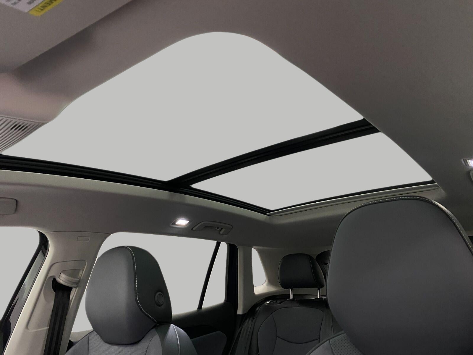 2026 Volkswagen Tiguan SE 4MOTION