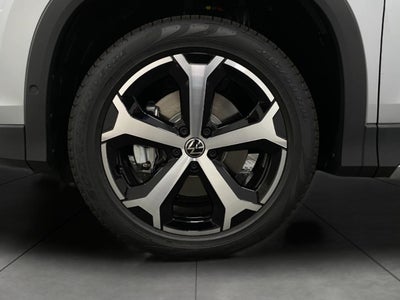 2025 Volkswagen Tiguan 2.0T SE 4MOTION