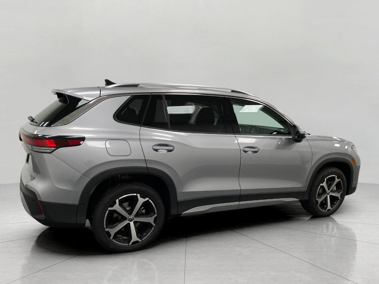 2025 Volkswagen Tiguan 2.0T SE 4MOTION