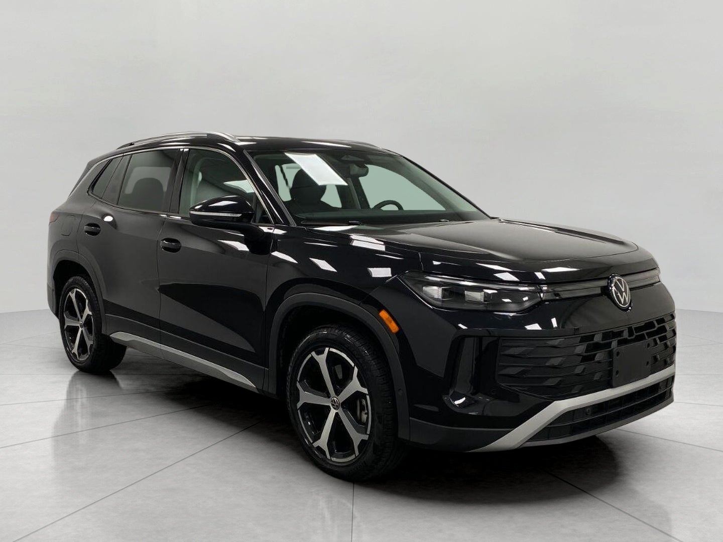 2026 Volkswagen Tiguan SE 4MOTION