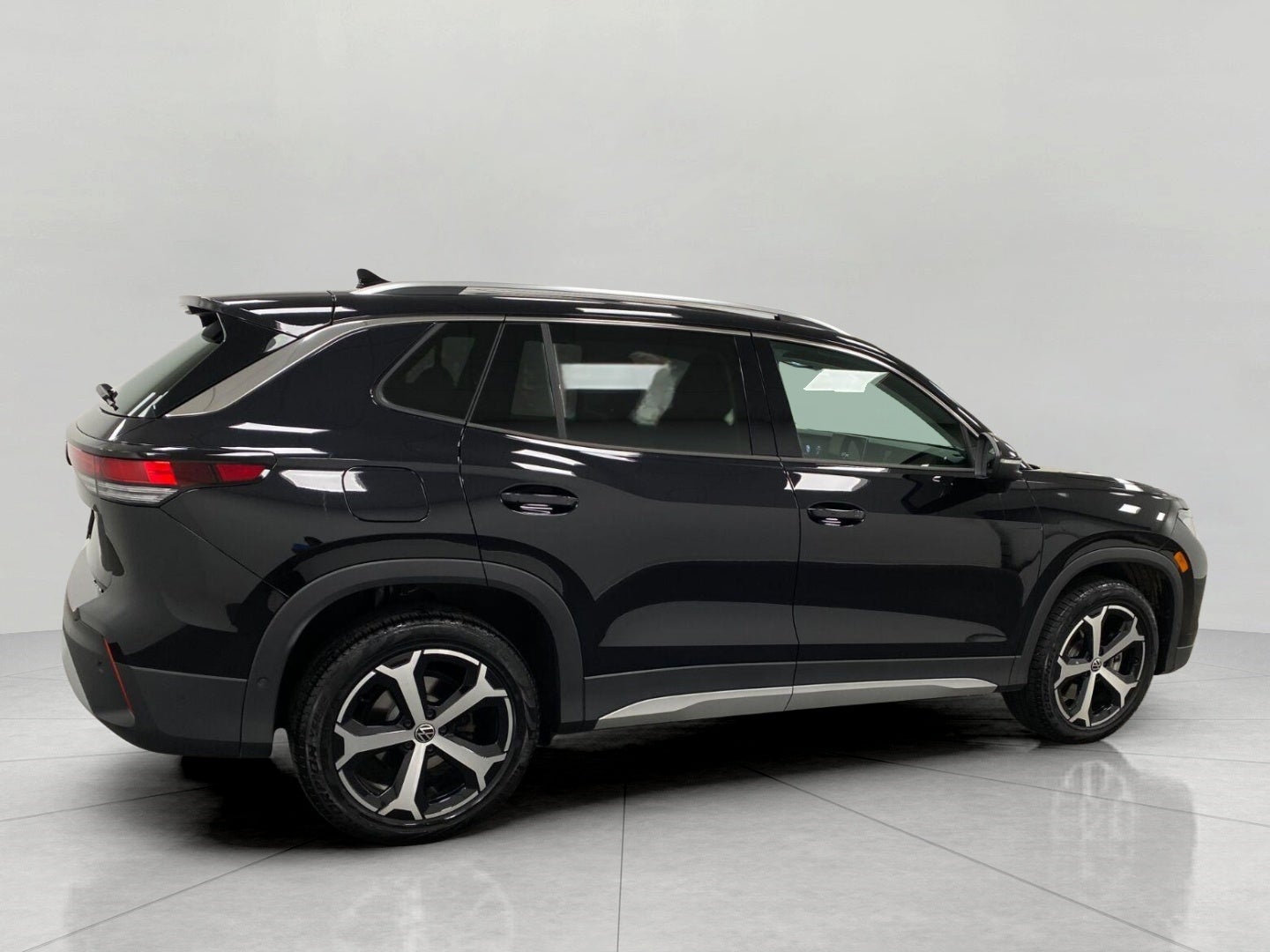 2026 Volkswagen Tiguan SE 4MOTION