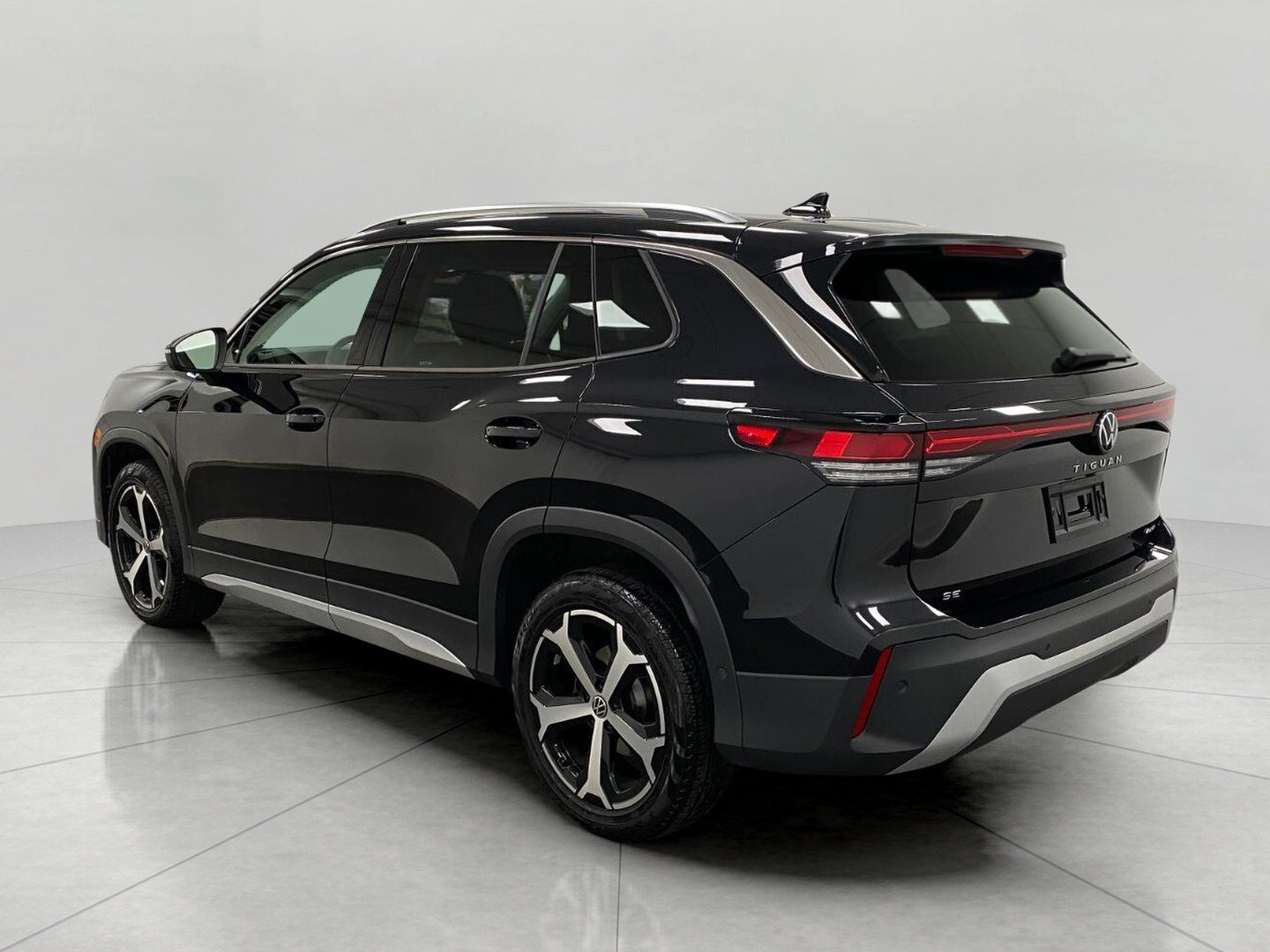 2026 Volkswagen Tiguan SE 4MOTION