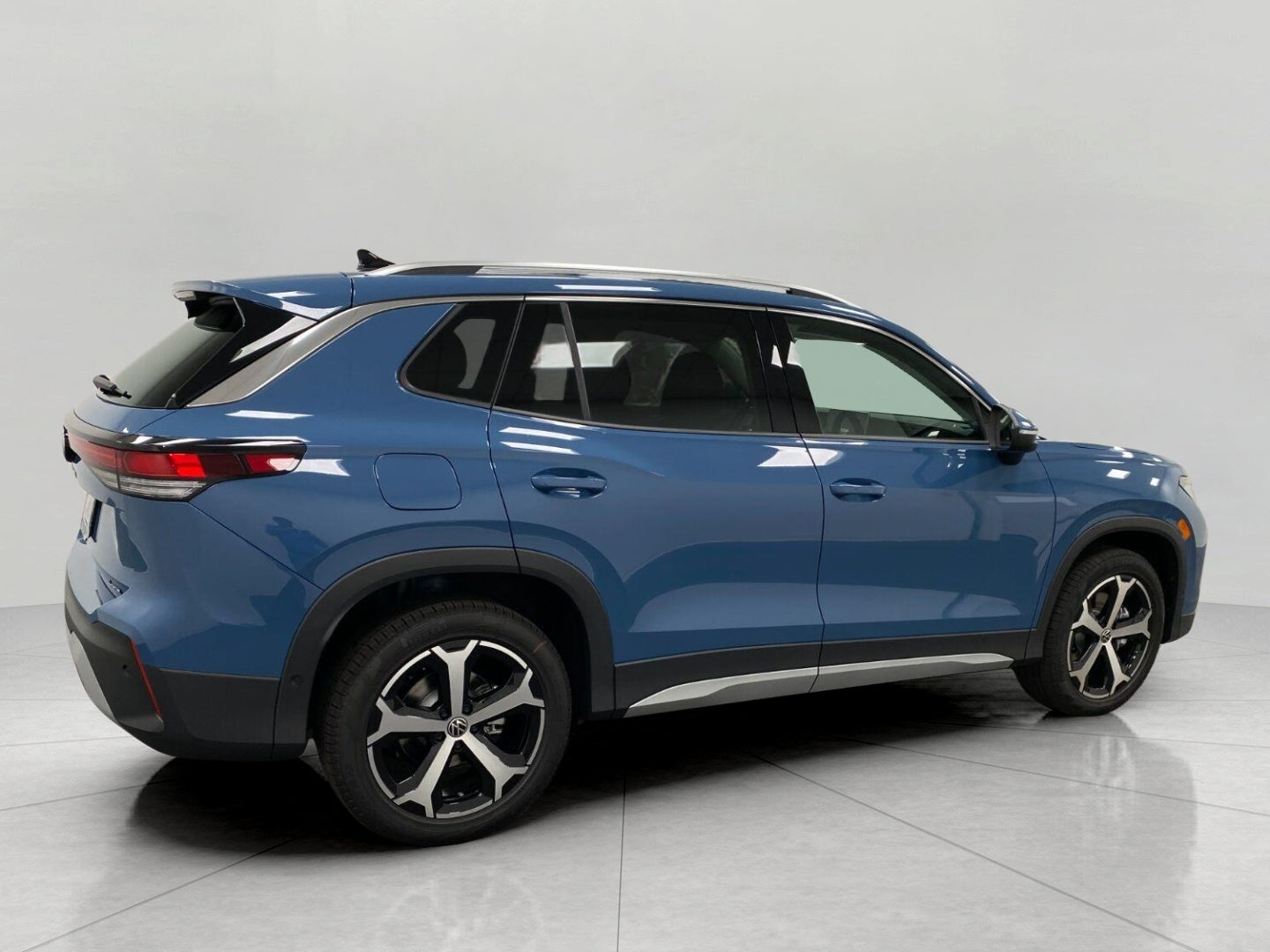 2026 Volkswagen Tiguan SE 4MOTION