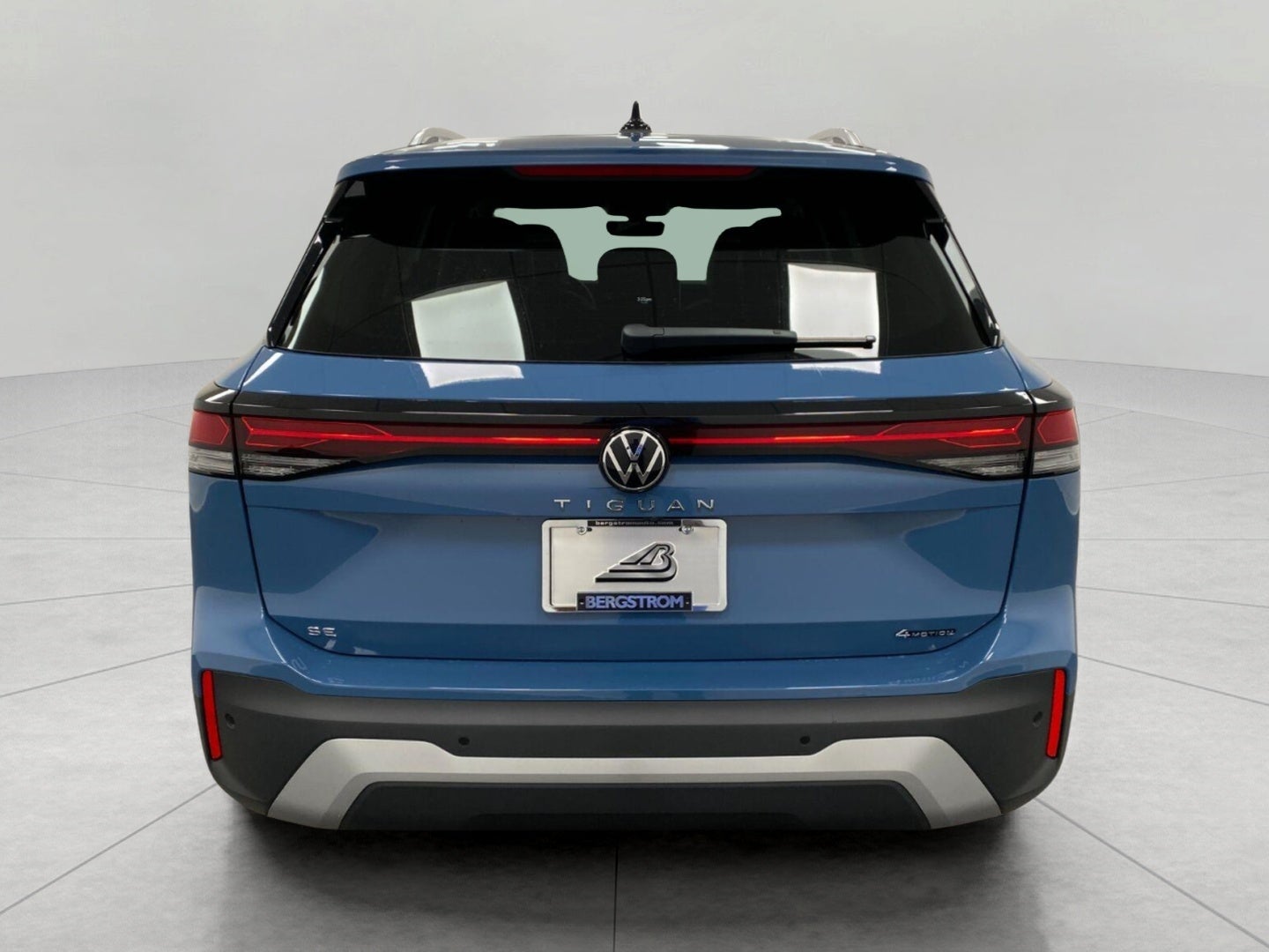 2026 Volkswagen Tiguan SE 4MOTION