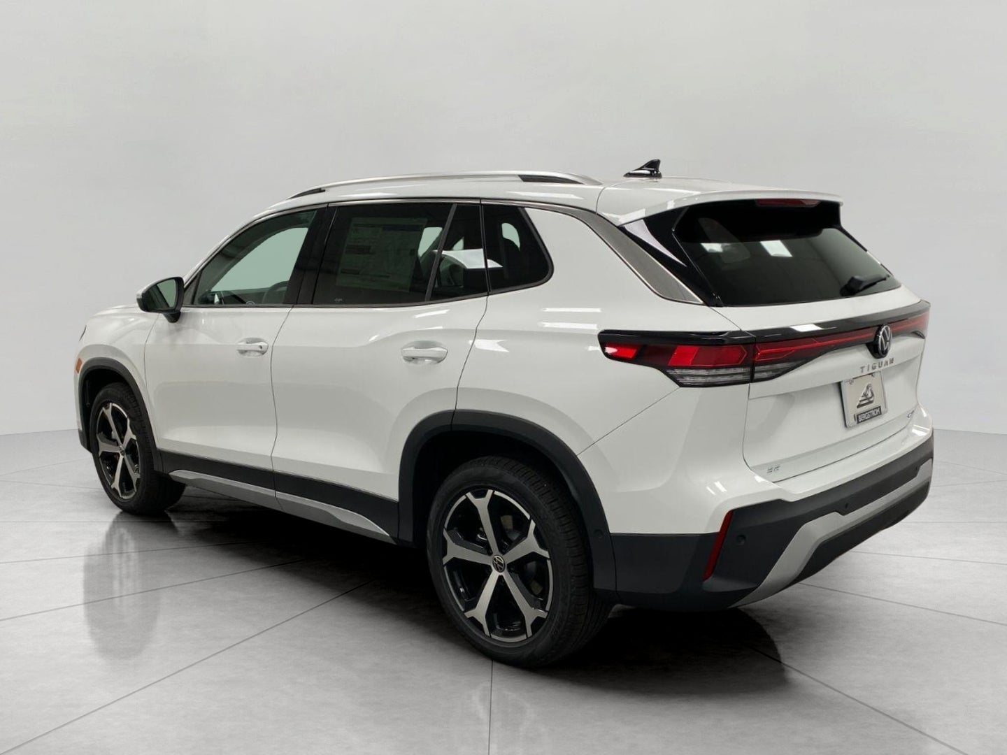 2026 Volkswagen Tiguan SE 4MOTION