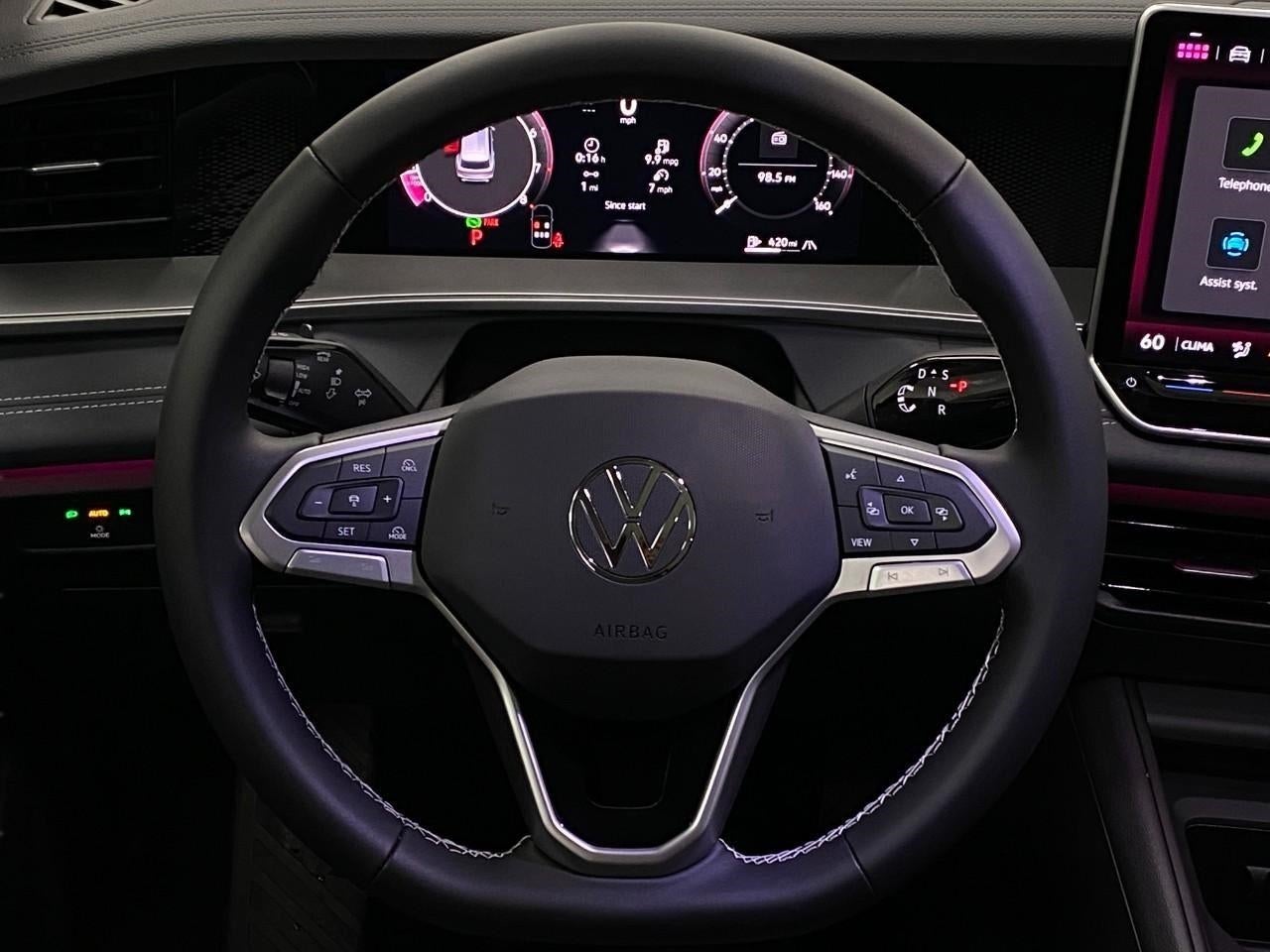 2026 Volkswagen Tiguan SE 4MOTION