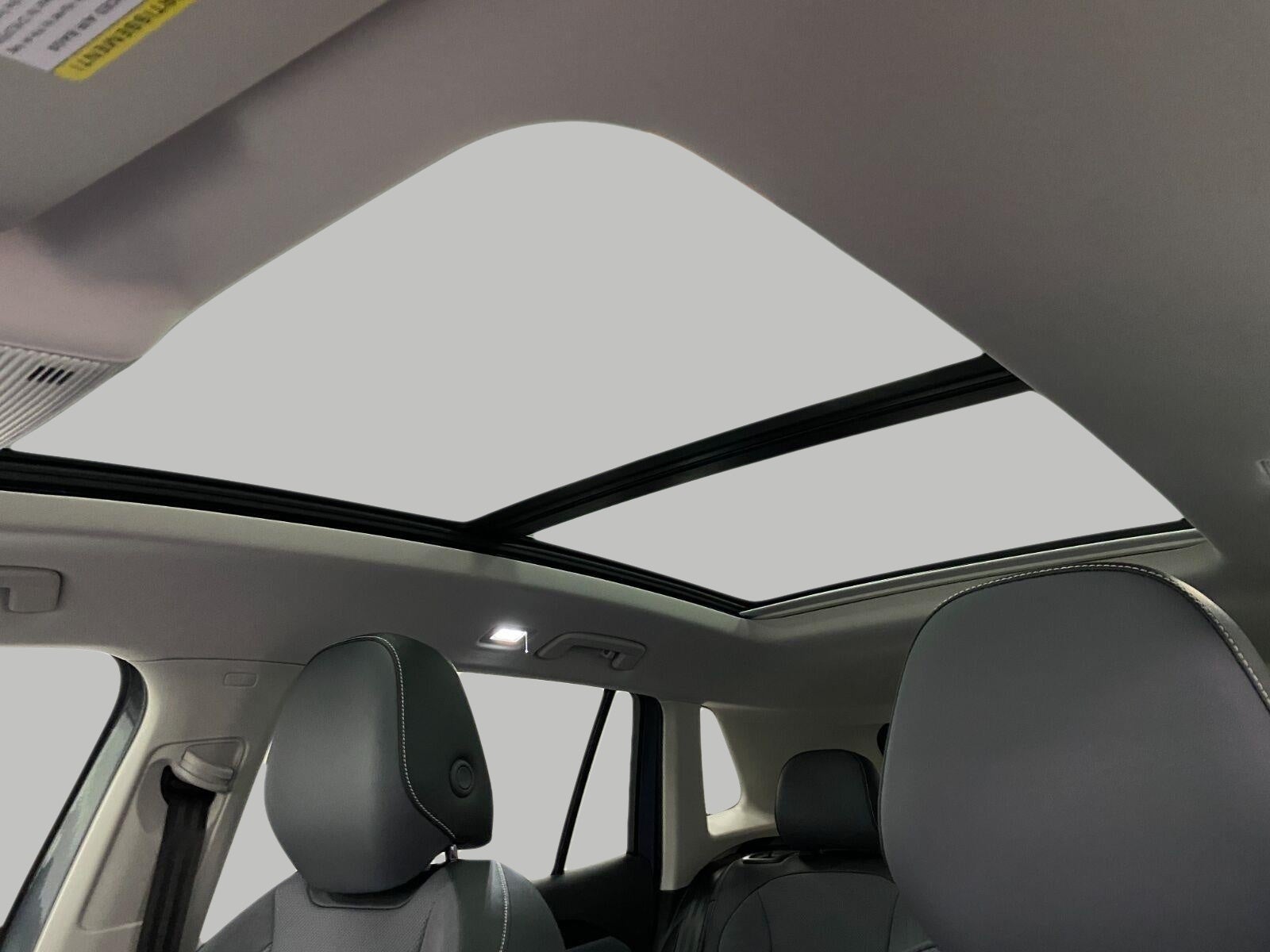 2026 Volkswagen Tiguan SE 4MOTION