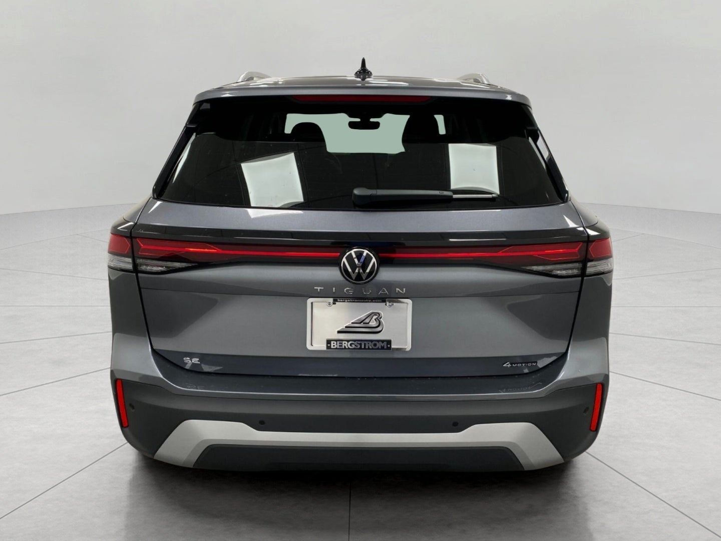 2026 Volkswagen Tiguan SE 4MOTION