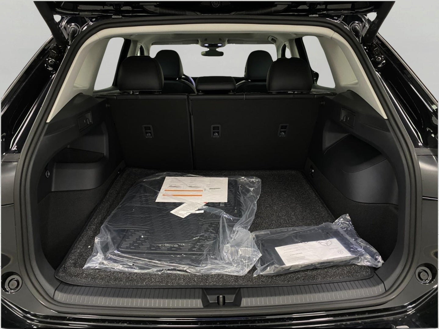 2026 Volkswagen Tiguan SE 4MOTION