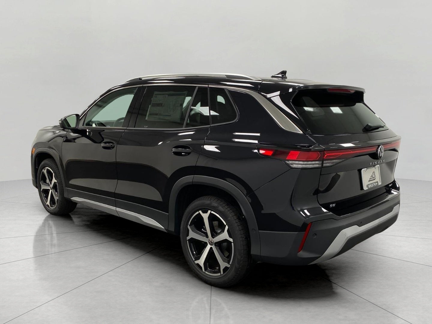 2026 Volkswagen Tiguan SE 4MOTION