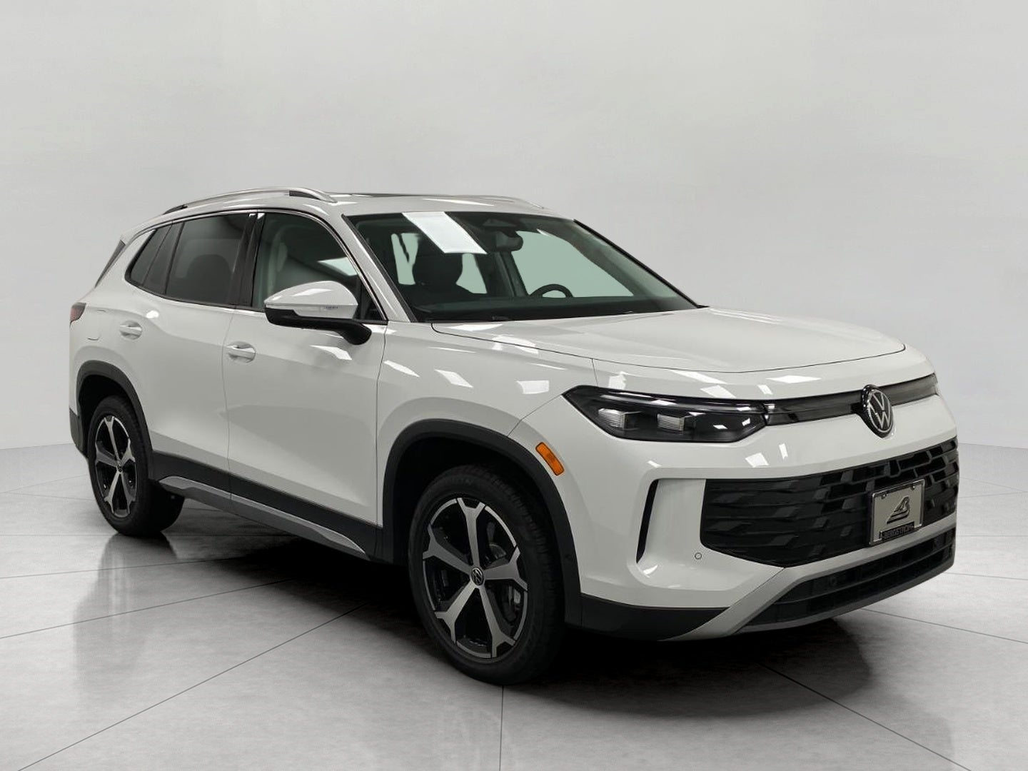 2026 Volkswagen Tiguan SE 4MOTION