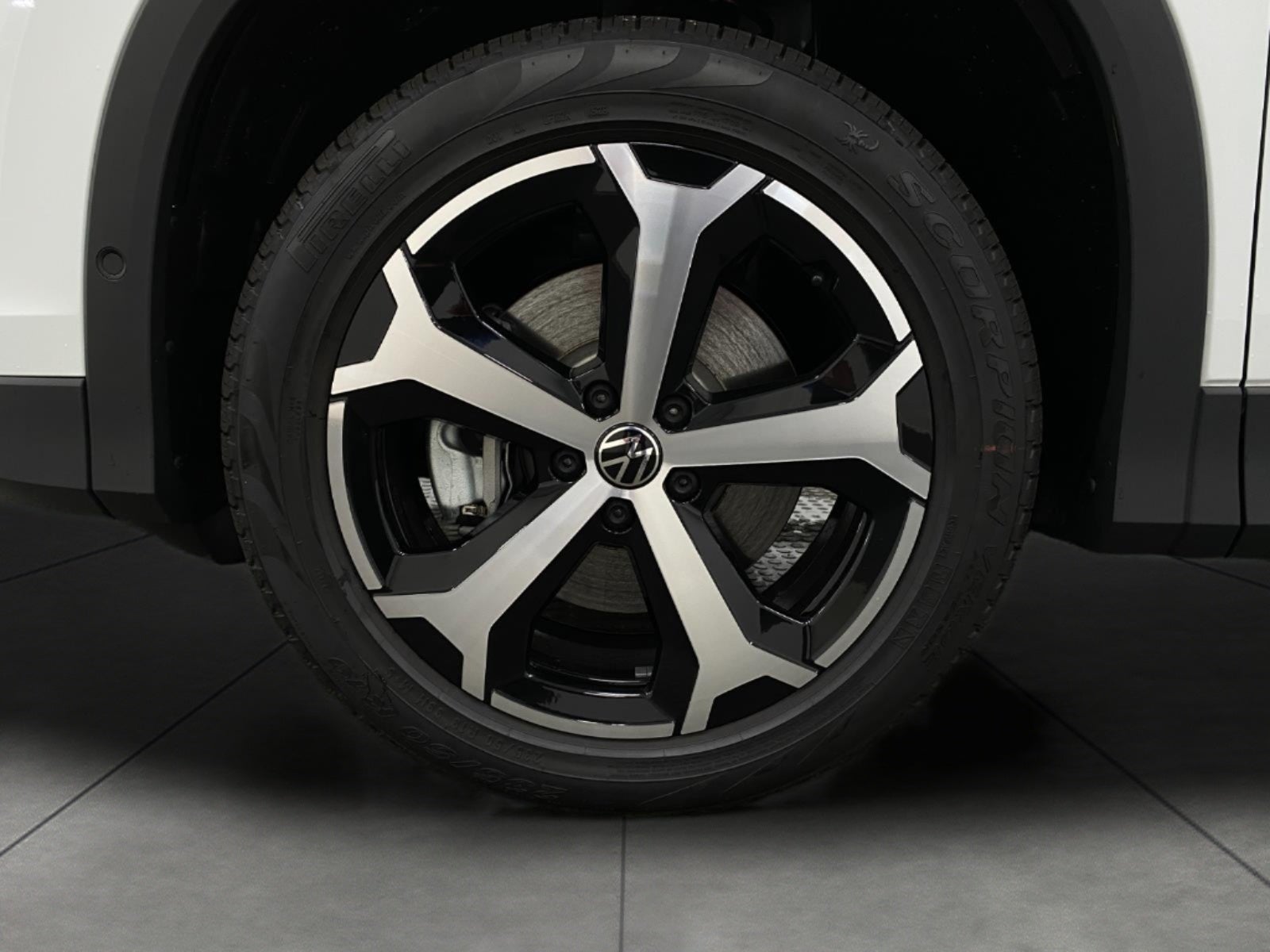 2026 Volkswagen Tiguan SE 4MOTION