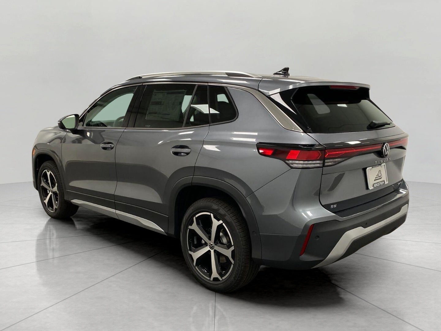 2026 Volkswagen Tiguan SE 4MOTION