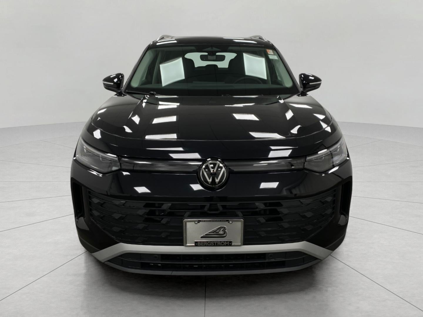 2025 Volkswagen Tiguan 2.0T SE 4MOTION