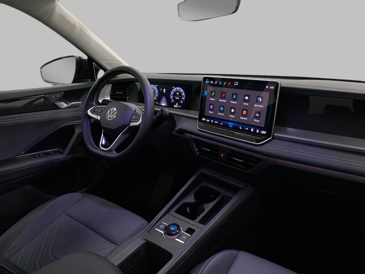 2025 Volkswagen Tiguan 2.0T SE 4MOTION