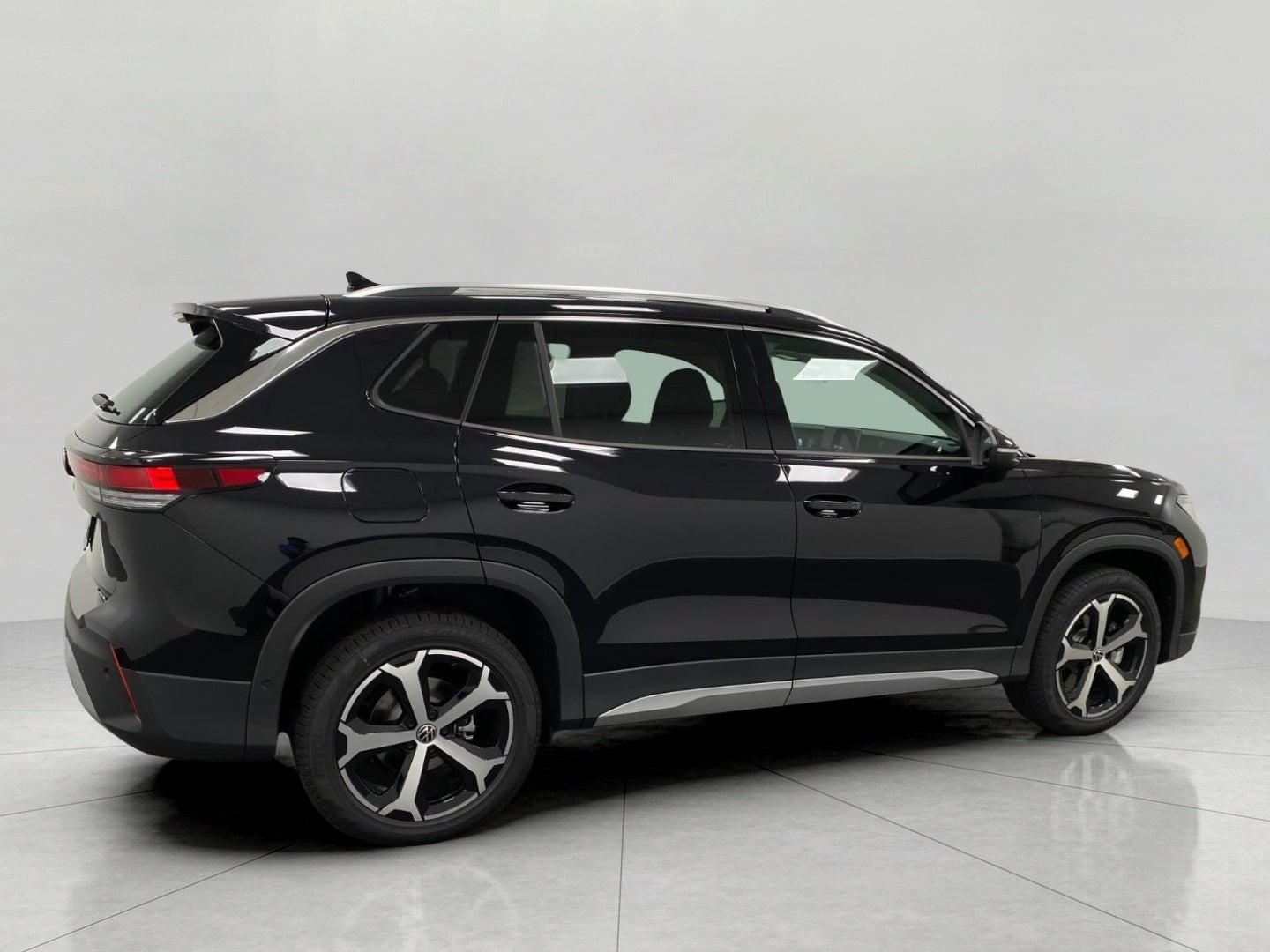 2026 Volkswagen Tiguan SE 4MOTION