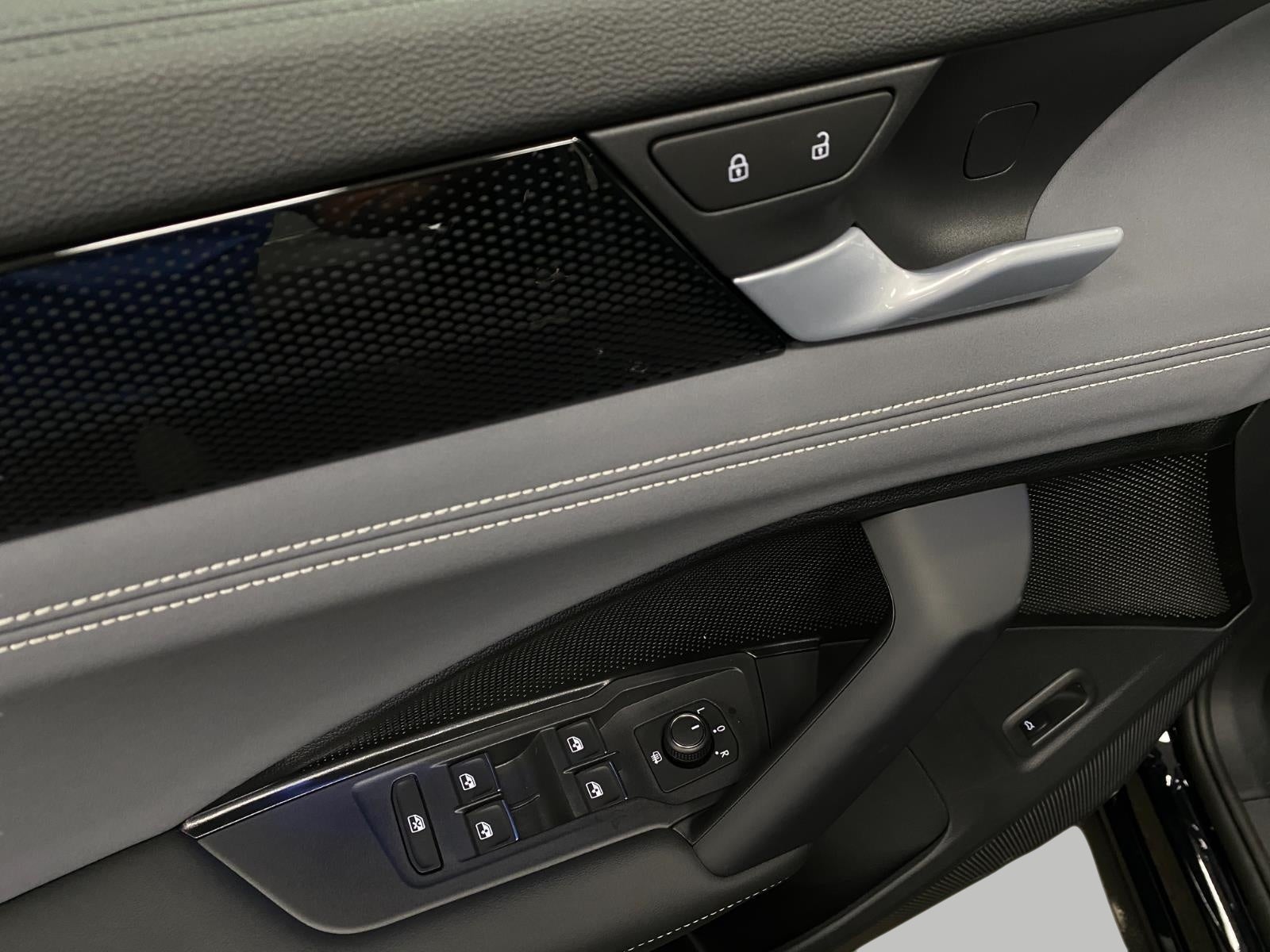 2026 Volkswagen Tiguan SE 4MOTION