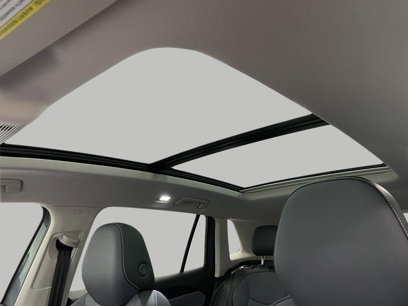2026 Volkswagen Tiguan SE 4MOTION