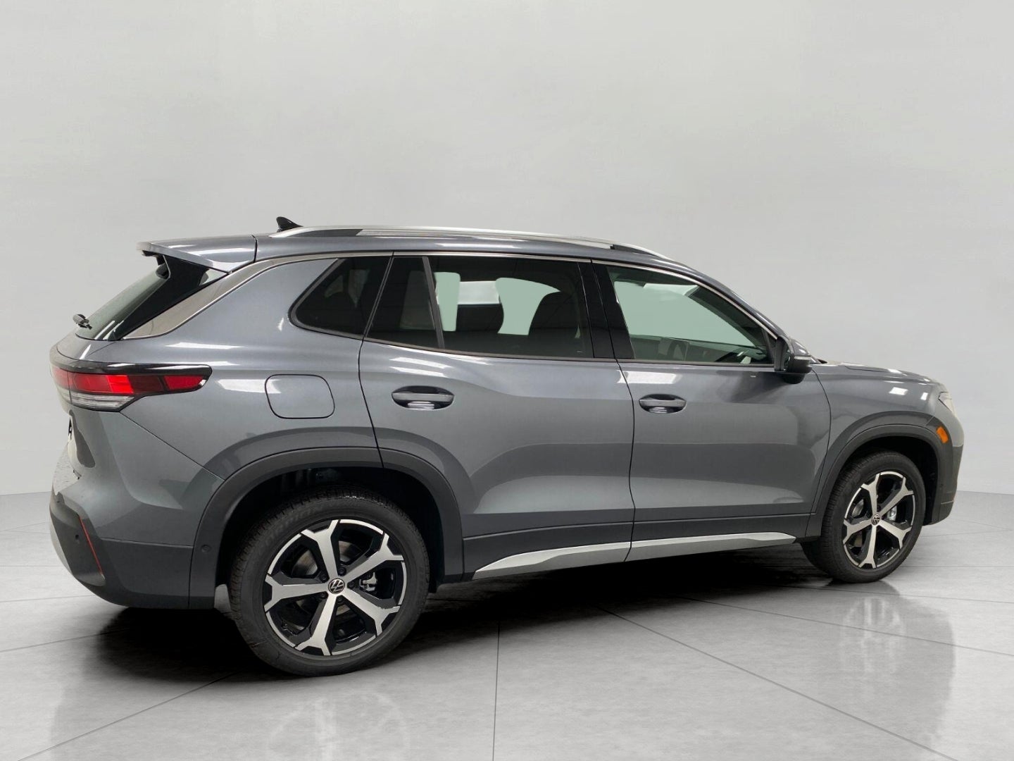 2026 Volkswagen Tiguan SE 4MOTION