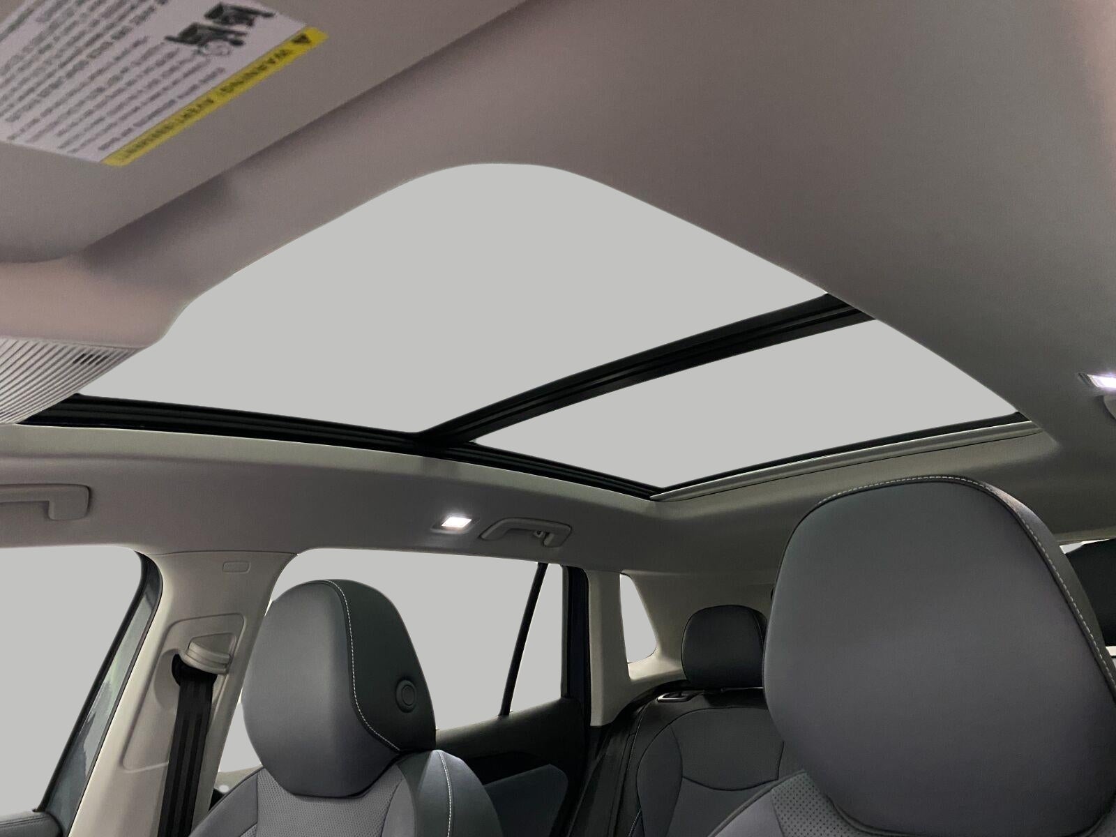 2026 Volkswagen Tiguan SE 4MOTION