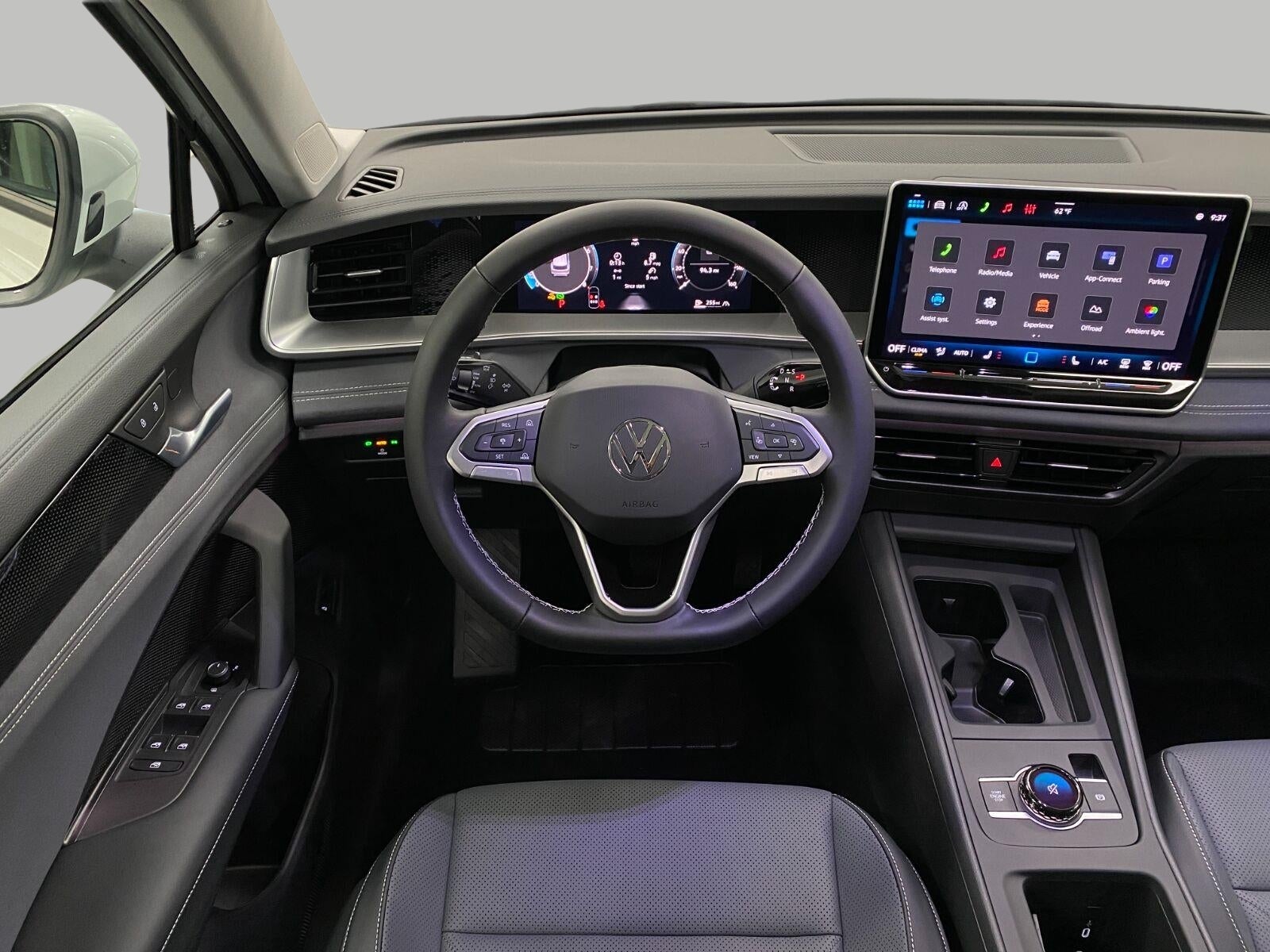 2026 Volkswagen Tiguan SE 4MOTION