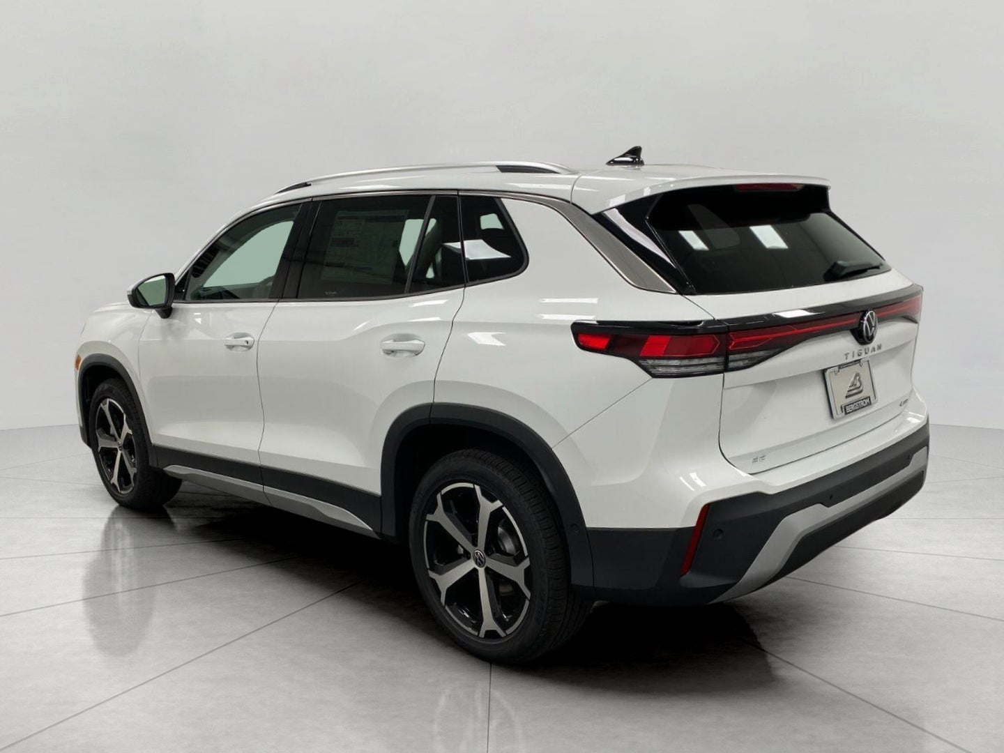 2026 Volkswagen Tiguan SE 4MOTION