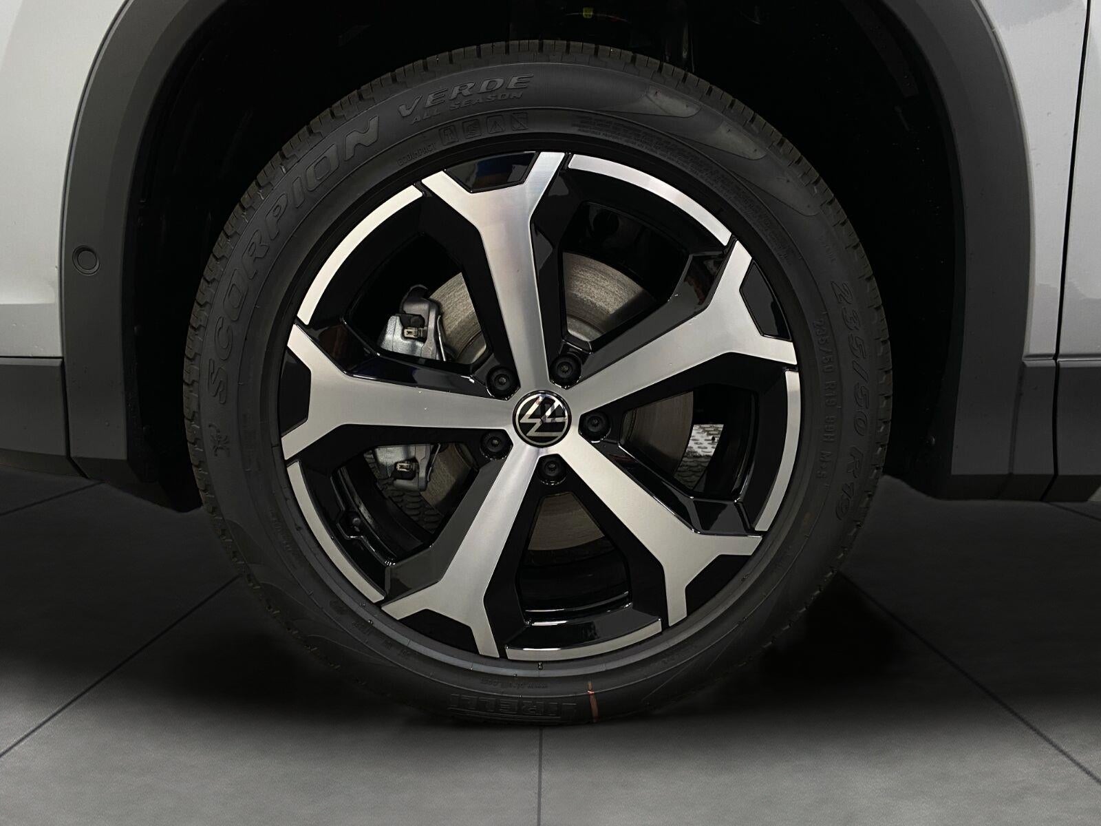 2026 Volkswagen Tiguan SE 4MOTION
