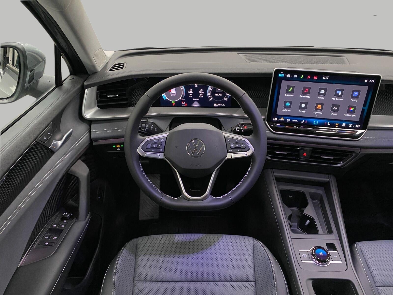 2026 Volkswagen Tiguan SE 4MOTION