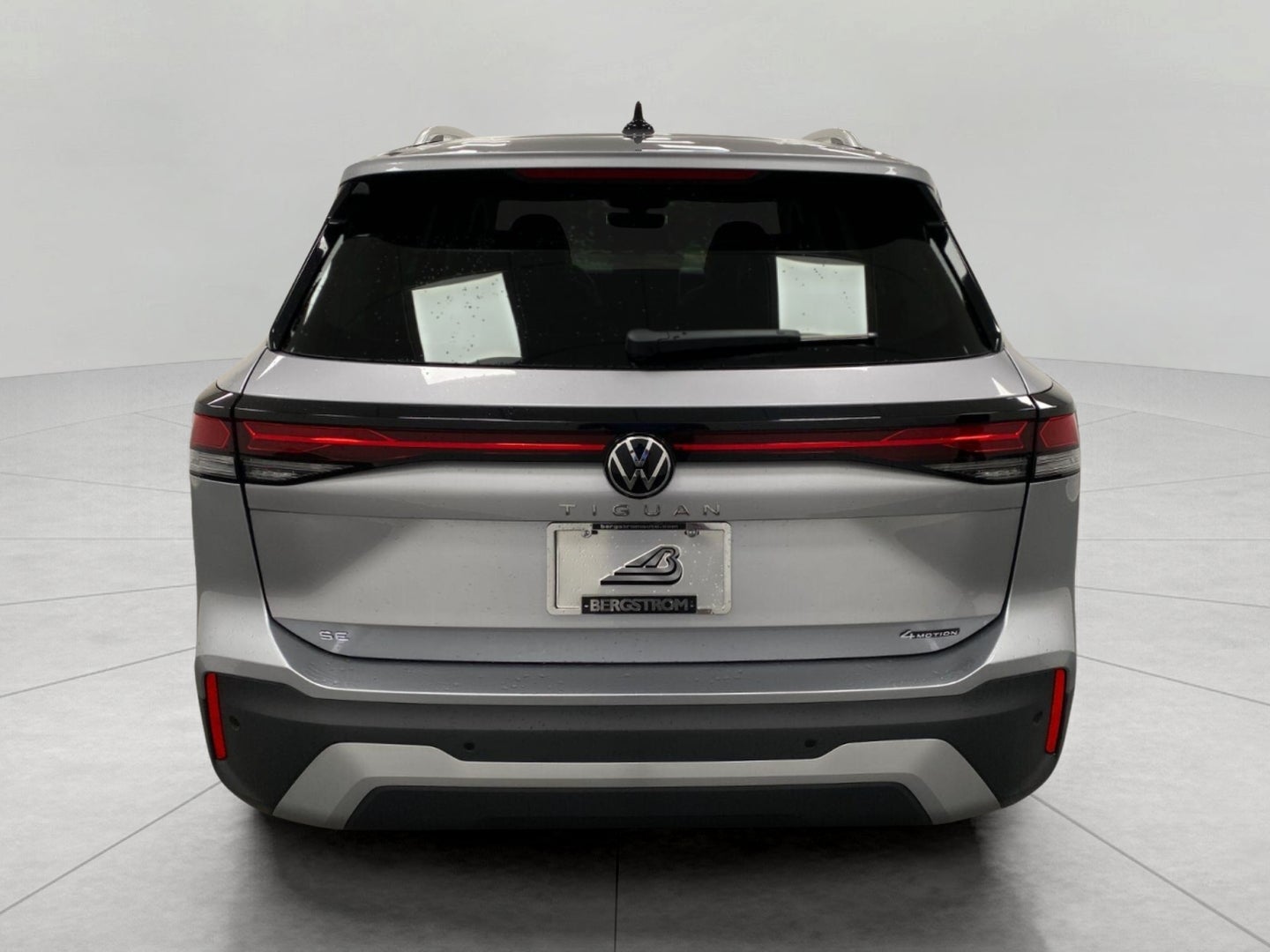 2026 Volkswagen Tiguan SE 4MOTION