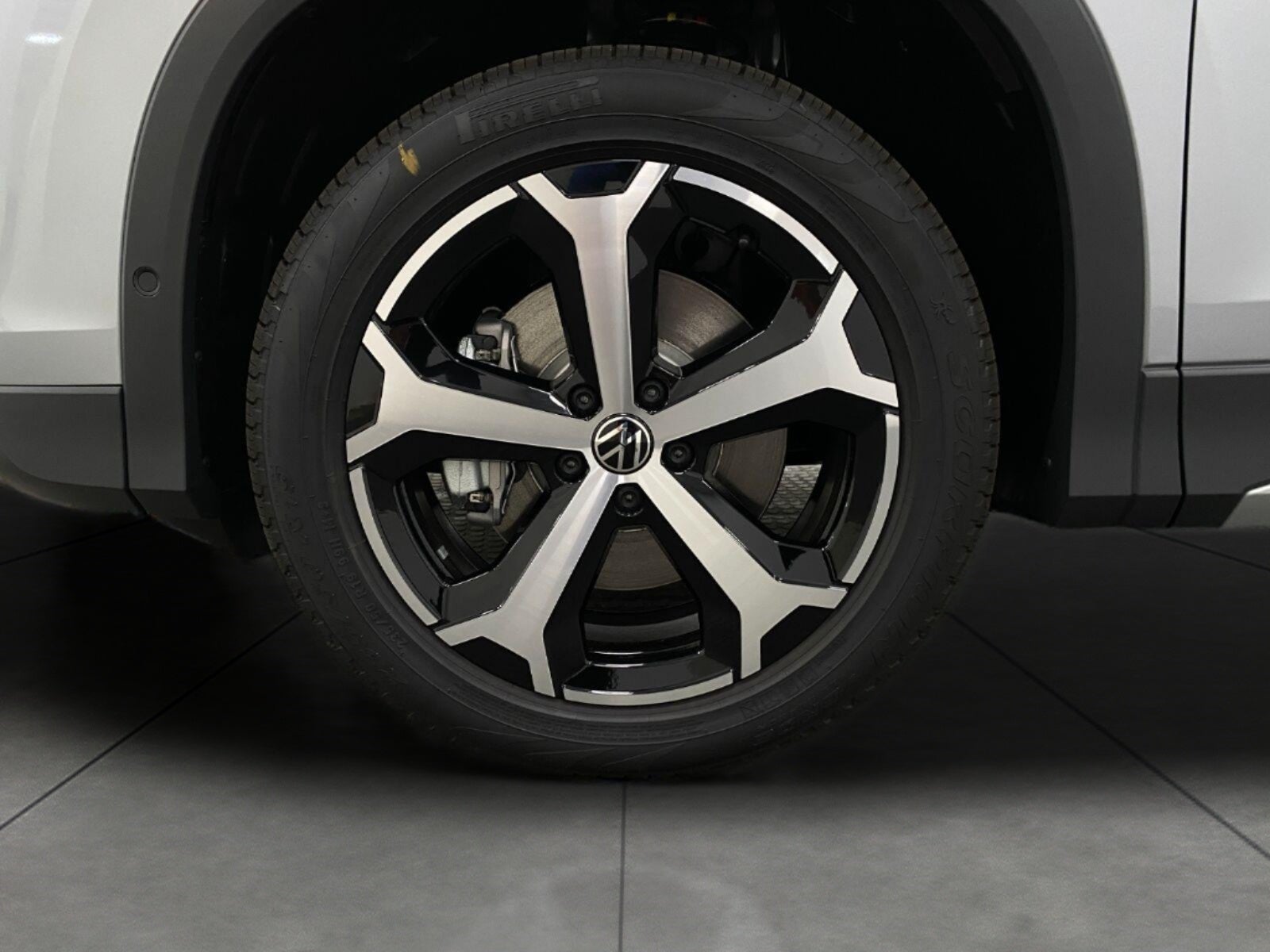 2026 Volkswagen Tiguan SE 4MOTION