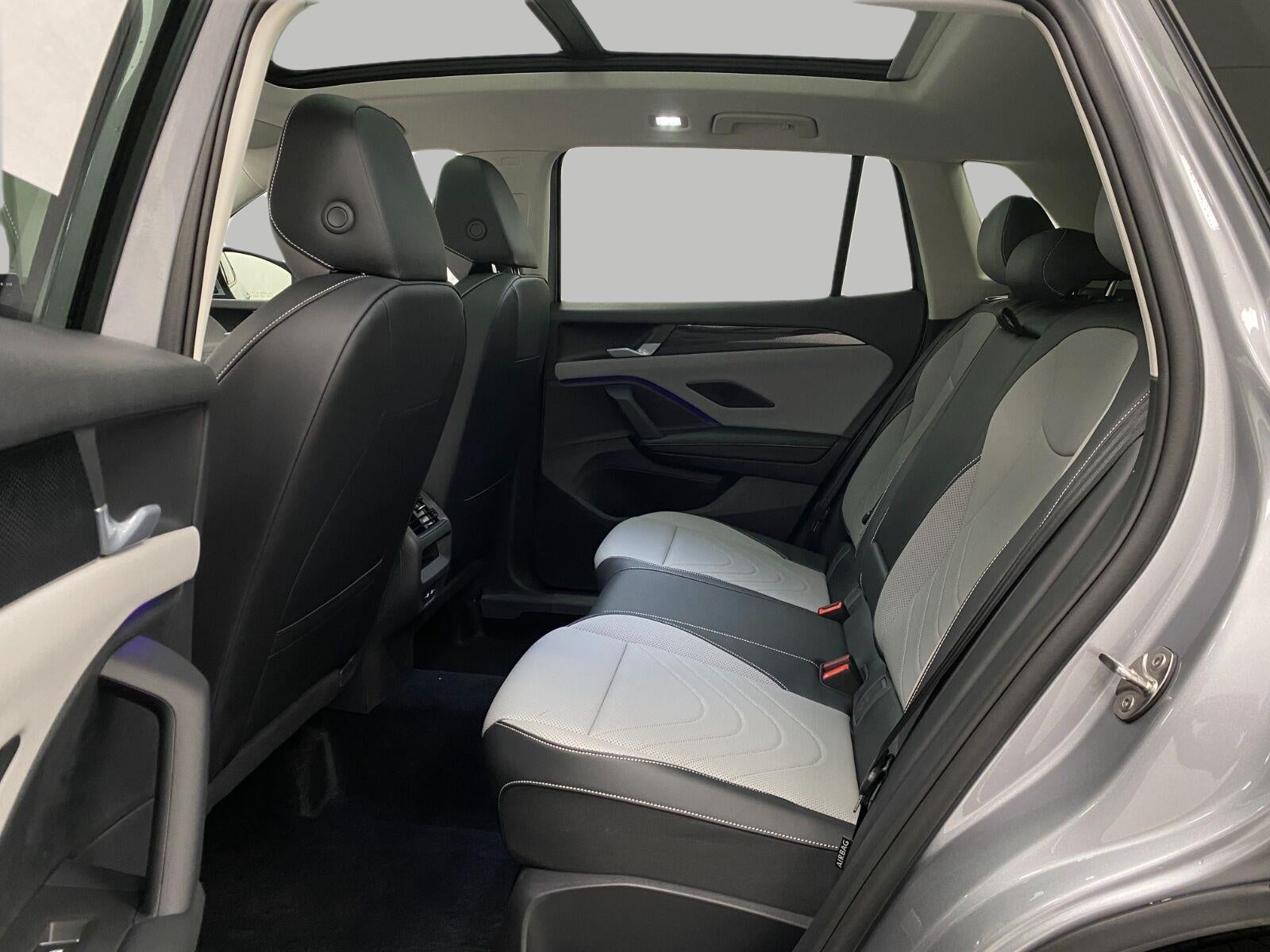 2026 Volkswagen Tiguan SE 4MOTION