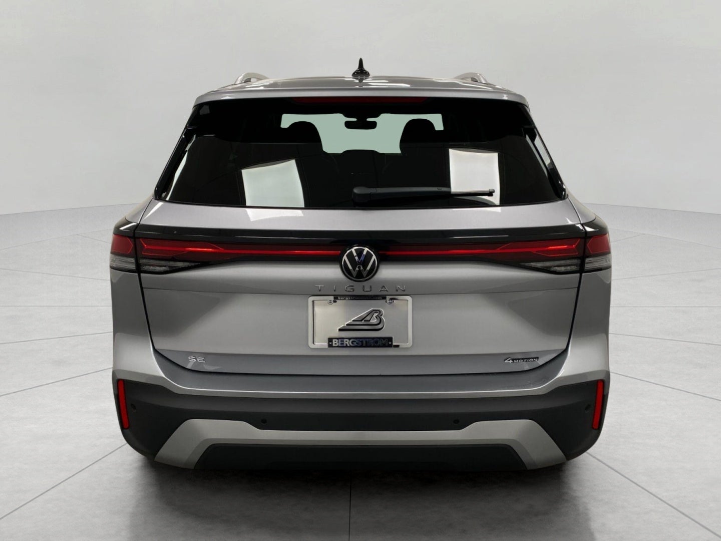 2026 Volkswagen Tiguan SE 4MOTION