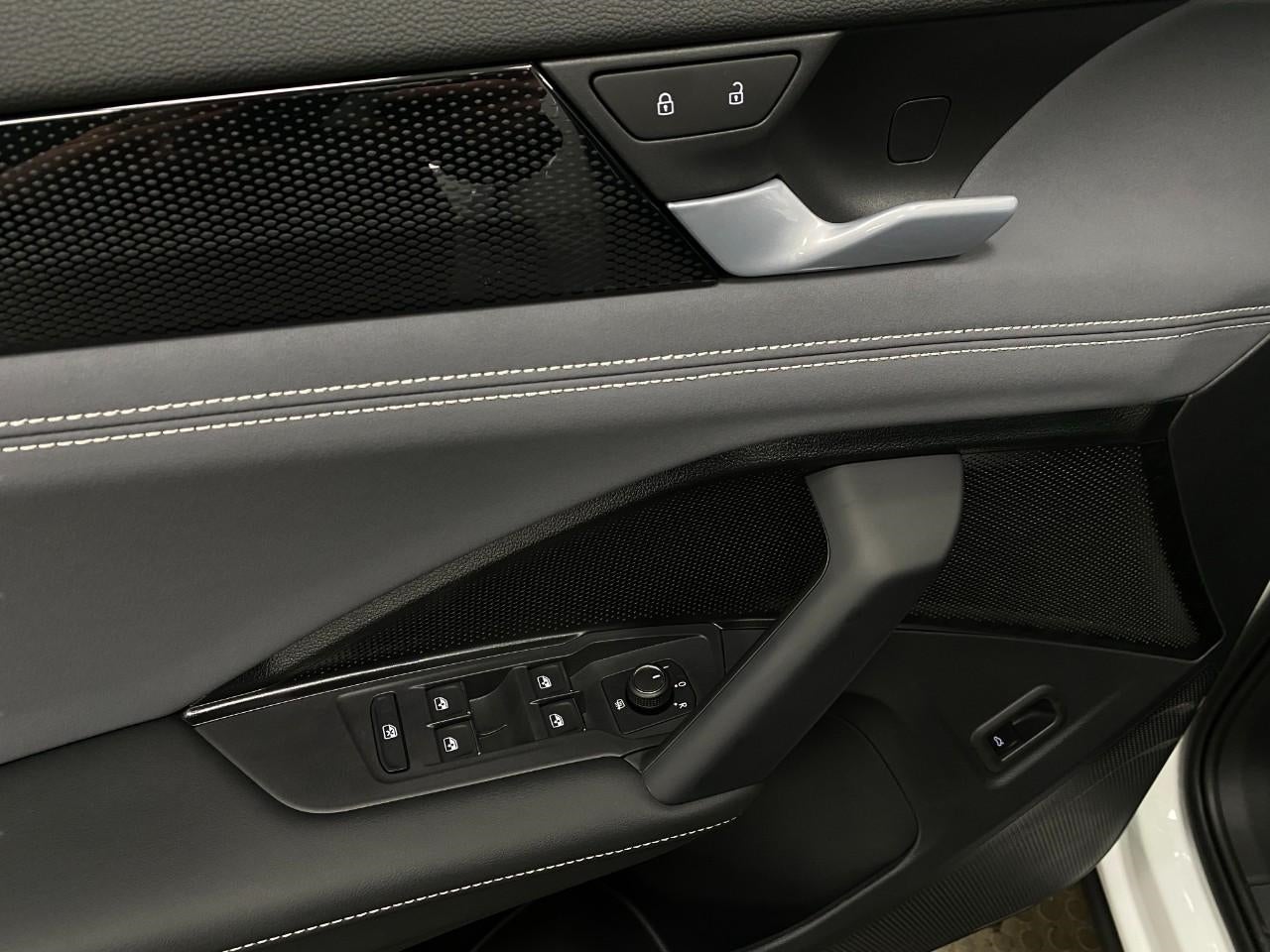 2026 Volkswagen Tiguan SE 4MOTION