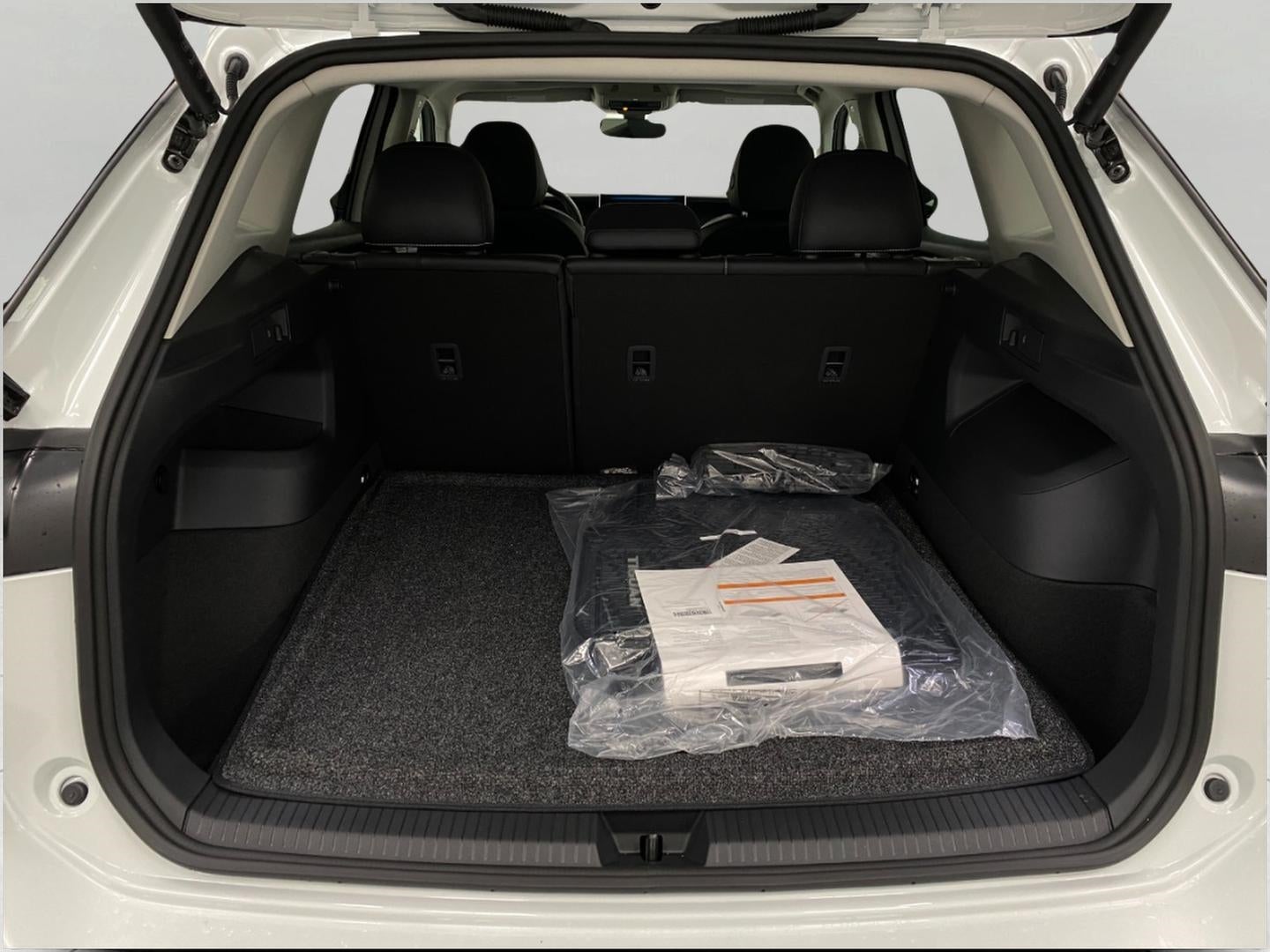 2026 Volkswagen Tiguan SE 4MOTION