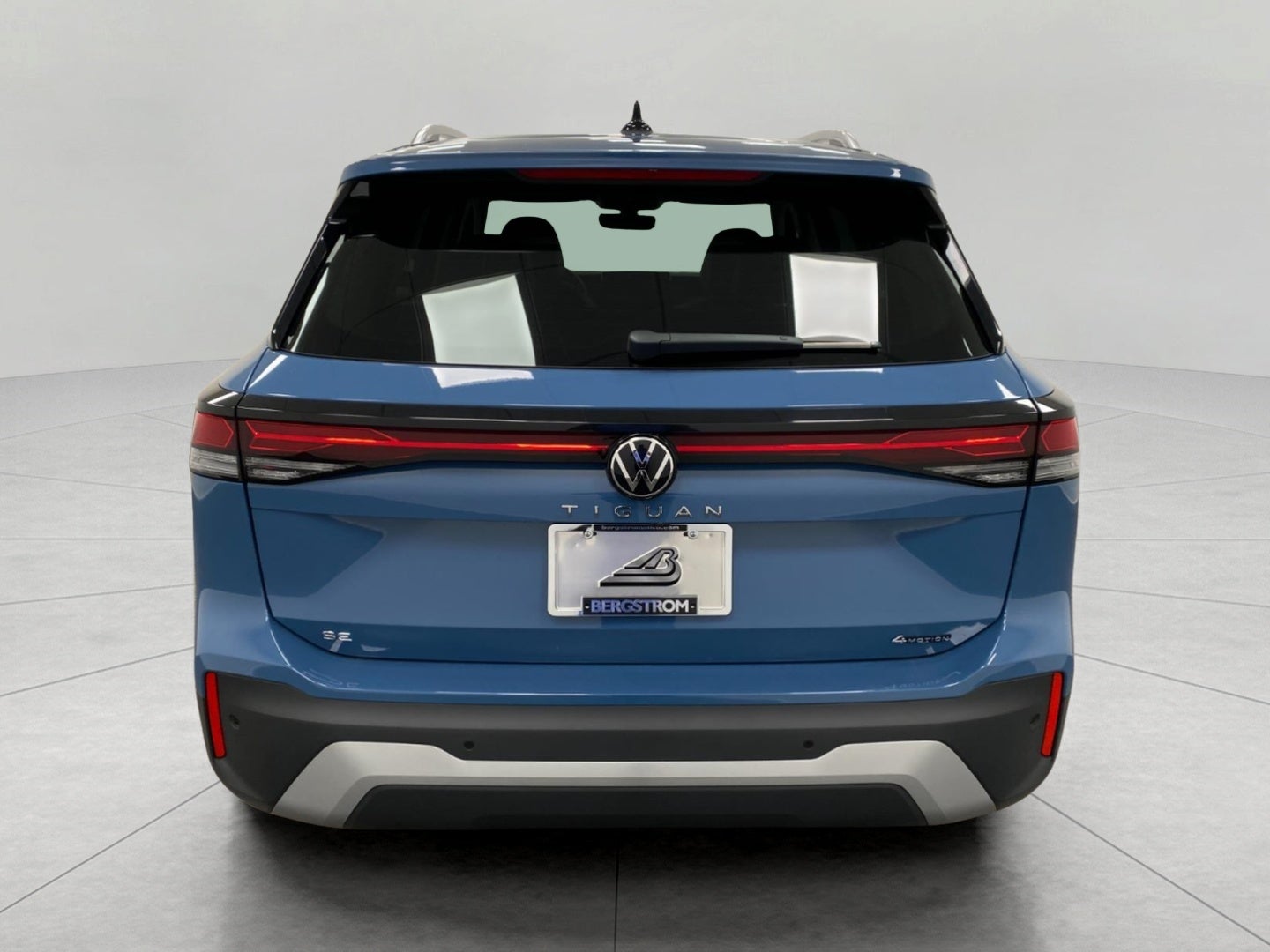 2026 Volkswagen Tiguan SE 4MOTION