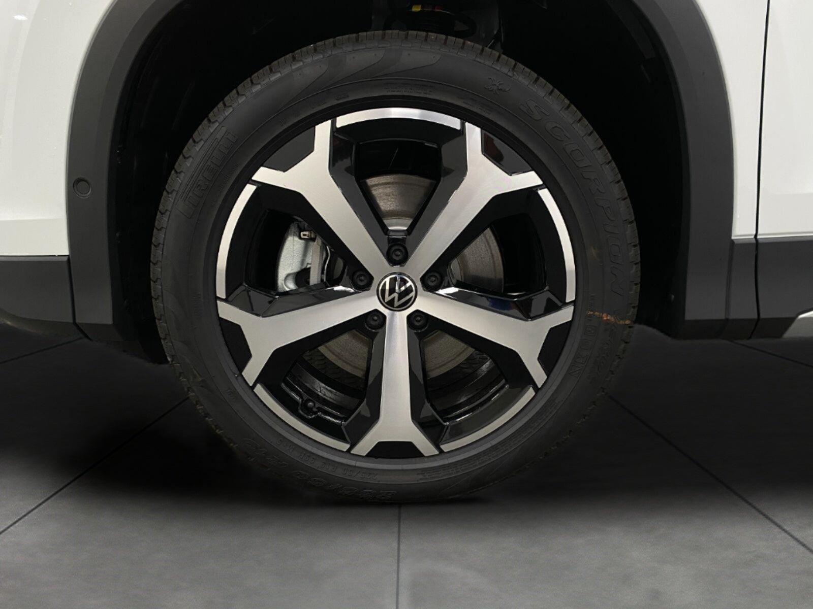 2026 Volkswagen Tiguan SE 4MOTION