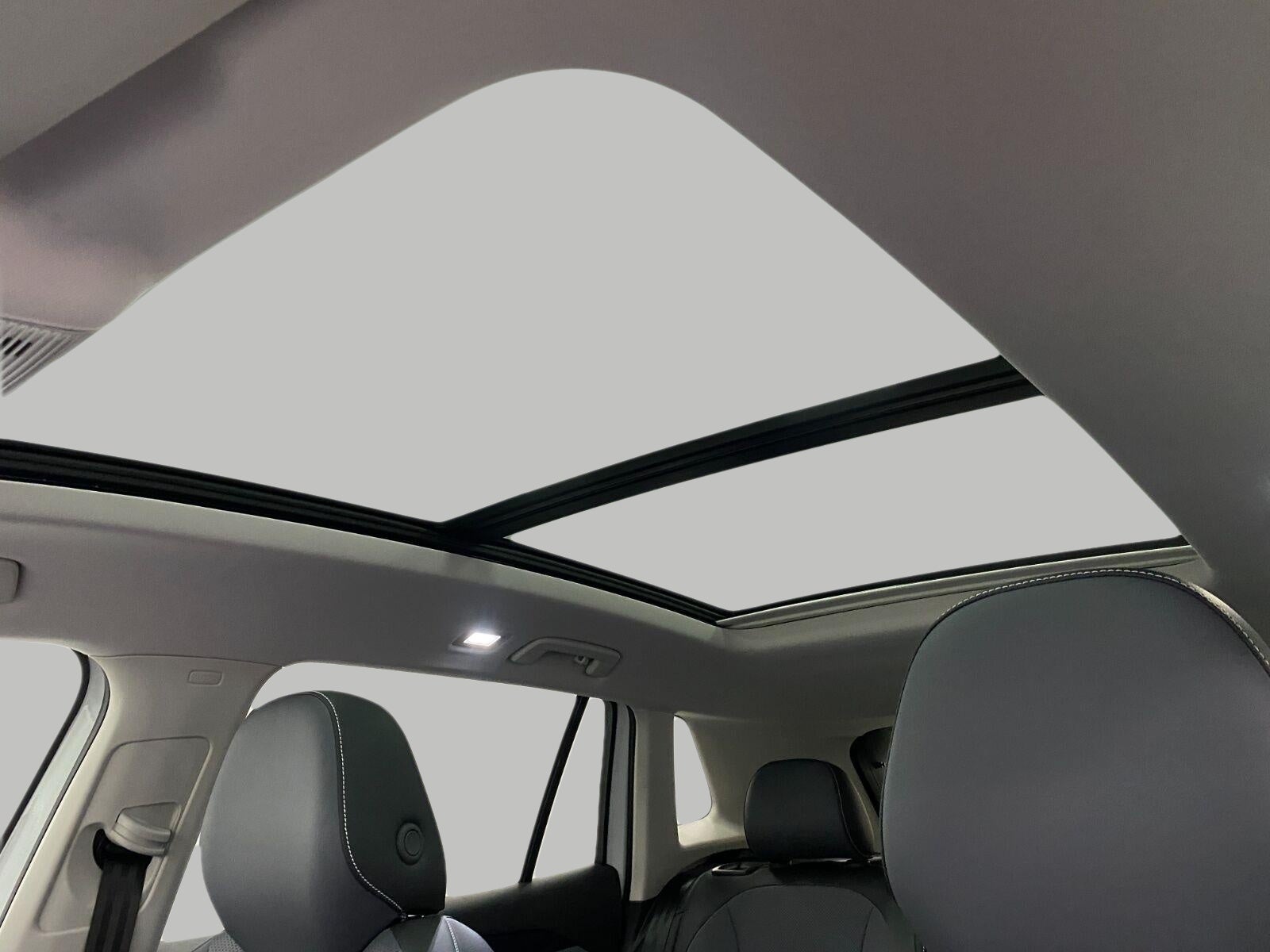 2026 Volkswagen Tiguan SE 4MOTION
