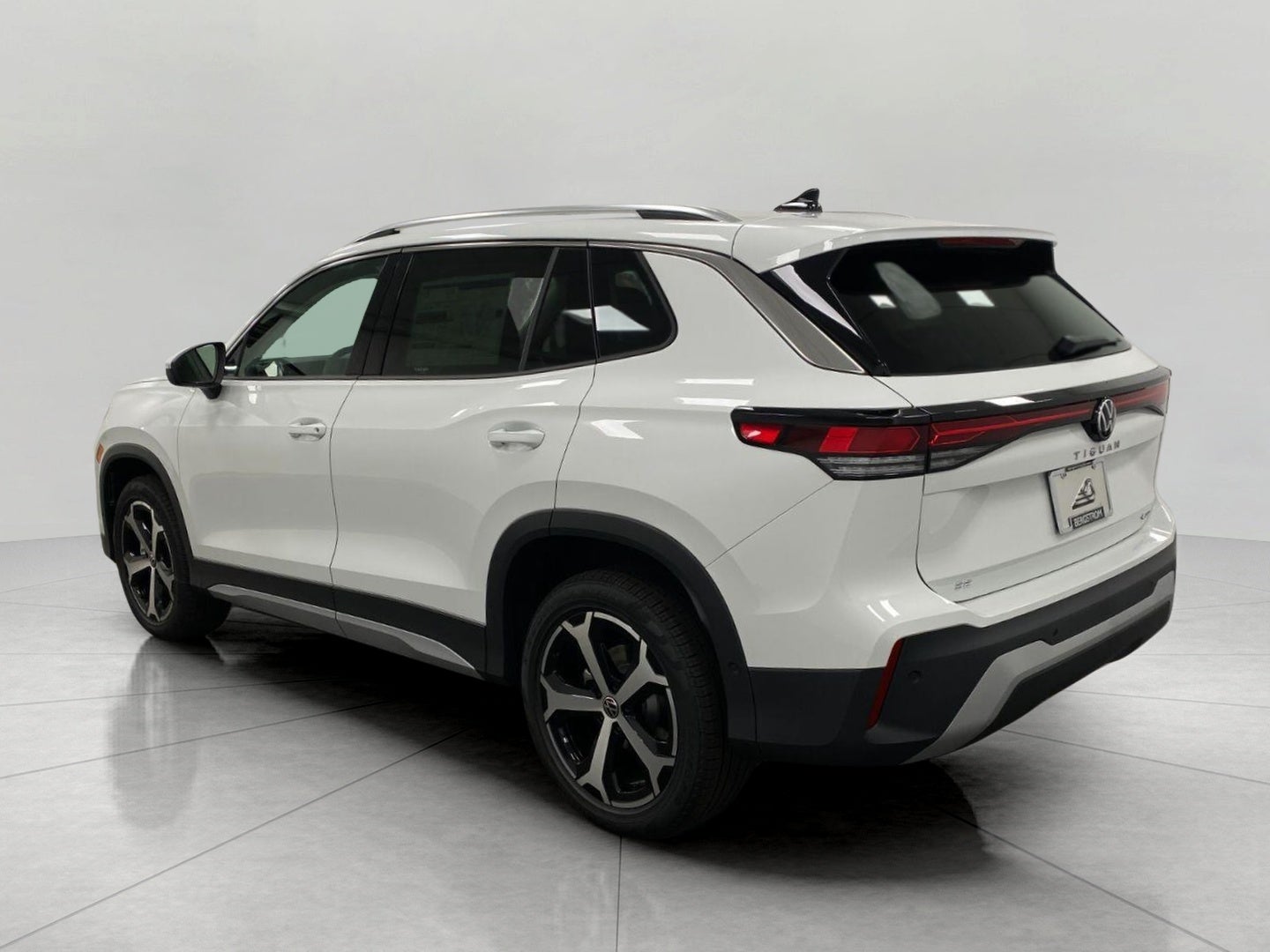 2026 Volkswagen Tiguan SE 4MOTION