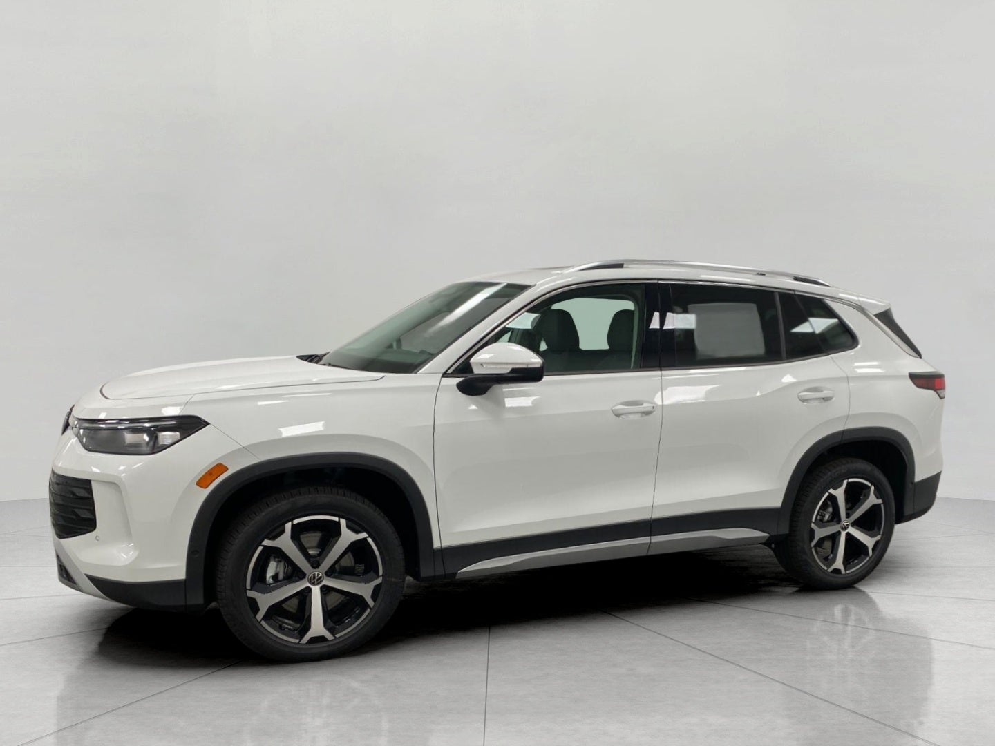2026 Volkswagen Tiguan SE 4MOTION