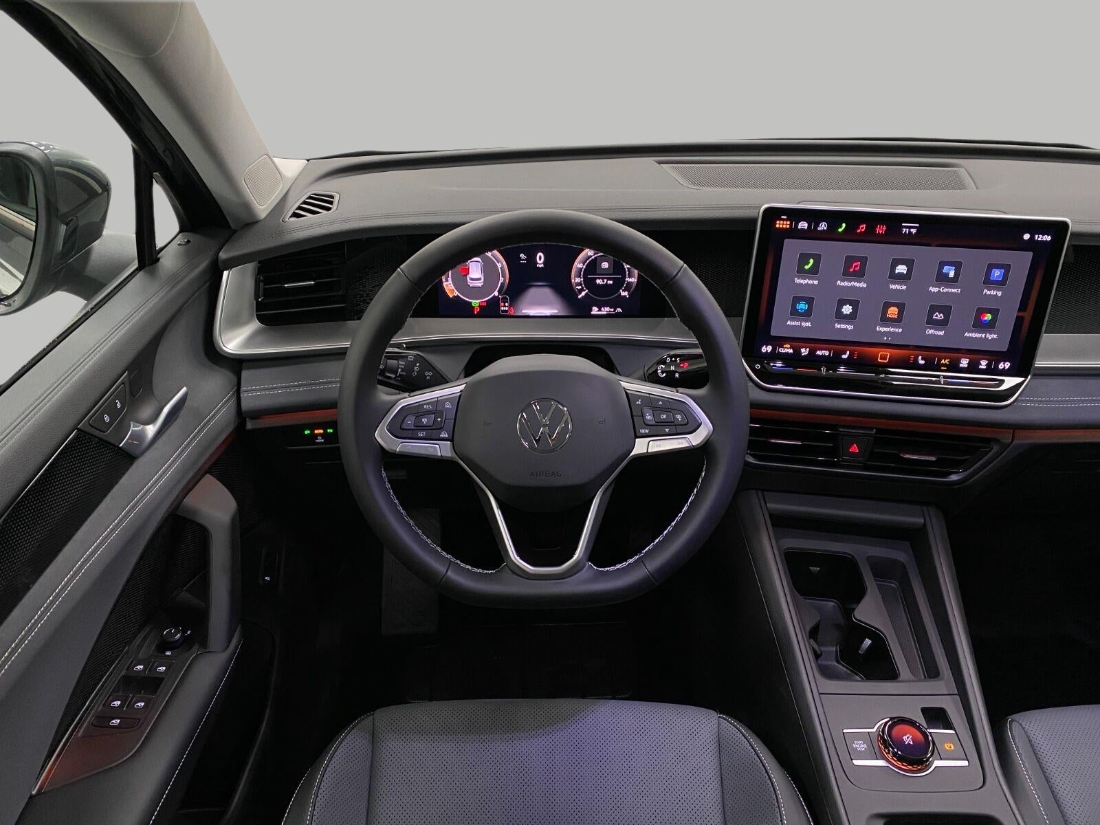 2026 Volkswagen Tiguan SE 4MOTION