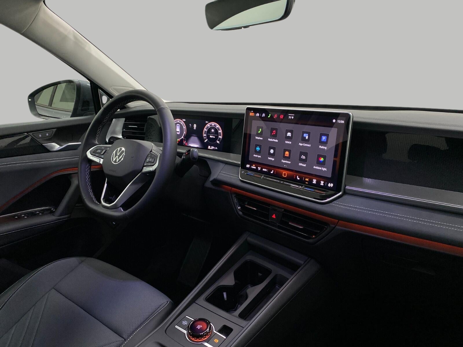 2026 Volkswagen Tiguan SE 4MOTION